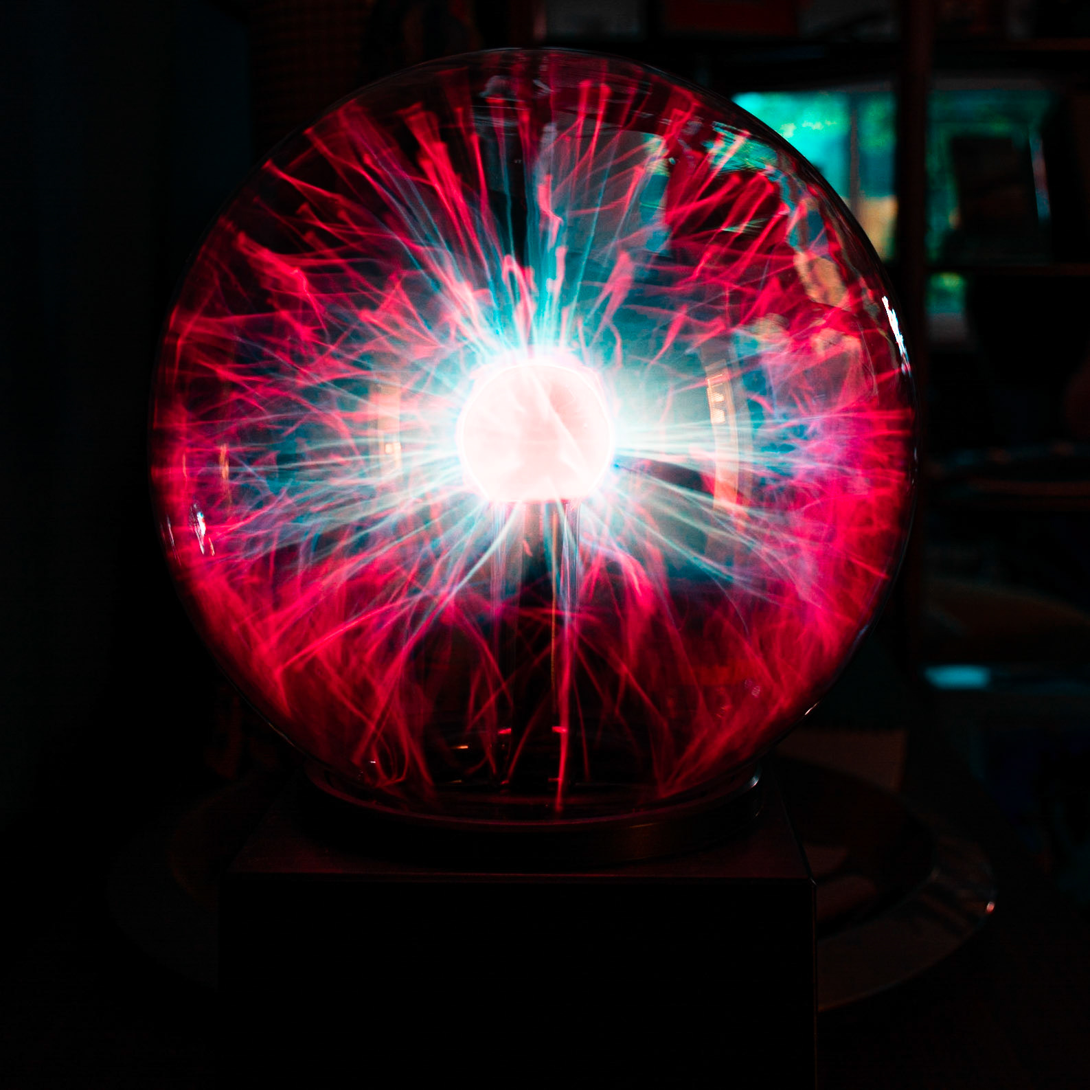 May 2. It's Electric.  Bennett/Warner, Camas, Washington, United States