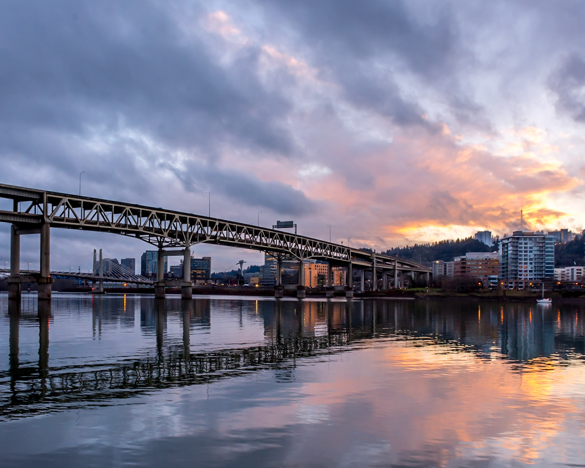 Marquam Bridge, Portland, Oregon, USA