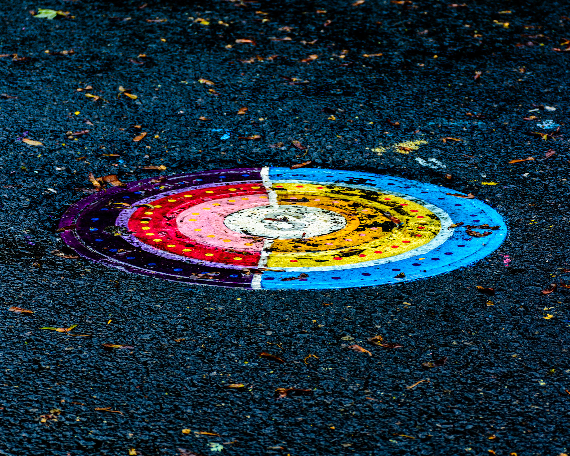 September 25. Upbeat Sewer.   NW Fifth Avenue, Canvas, Washington, United States