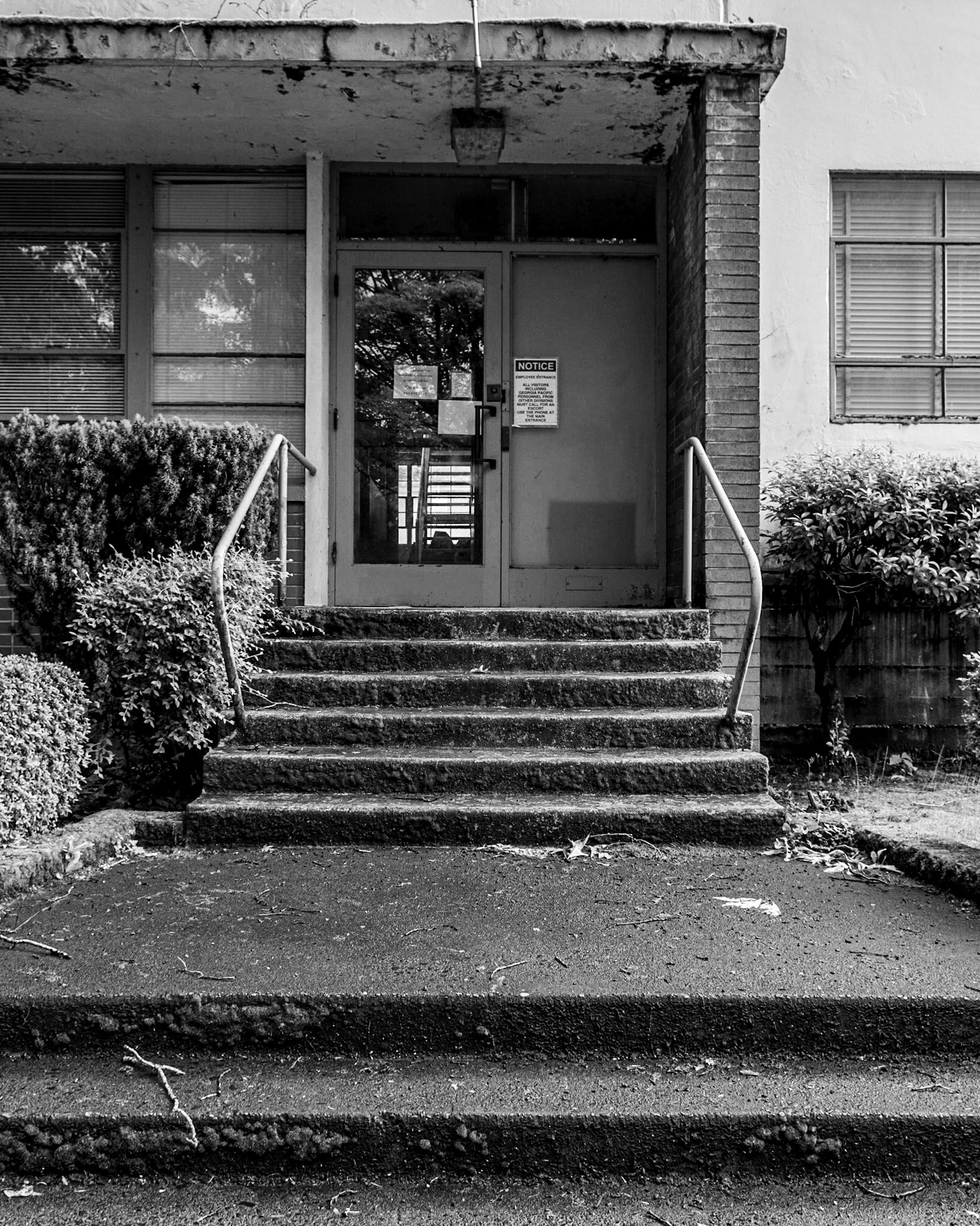May 18. Employee Entrance.  Georgia Pacific Camas Mill, Camas, Washington, United States