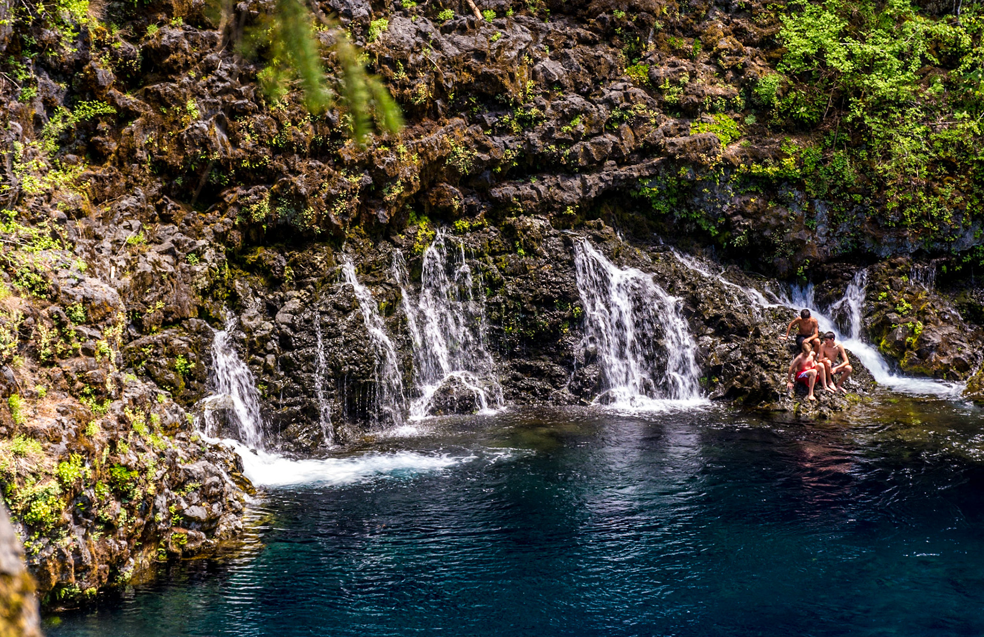 Tamolitch (Blue) Pool, Tamolitch Trailhead, Willamette National Forest, Oregon, USA