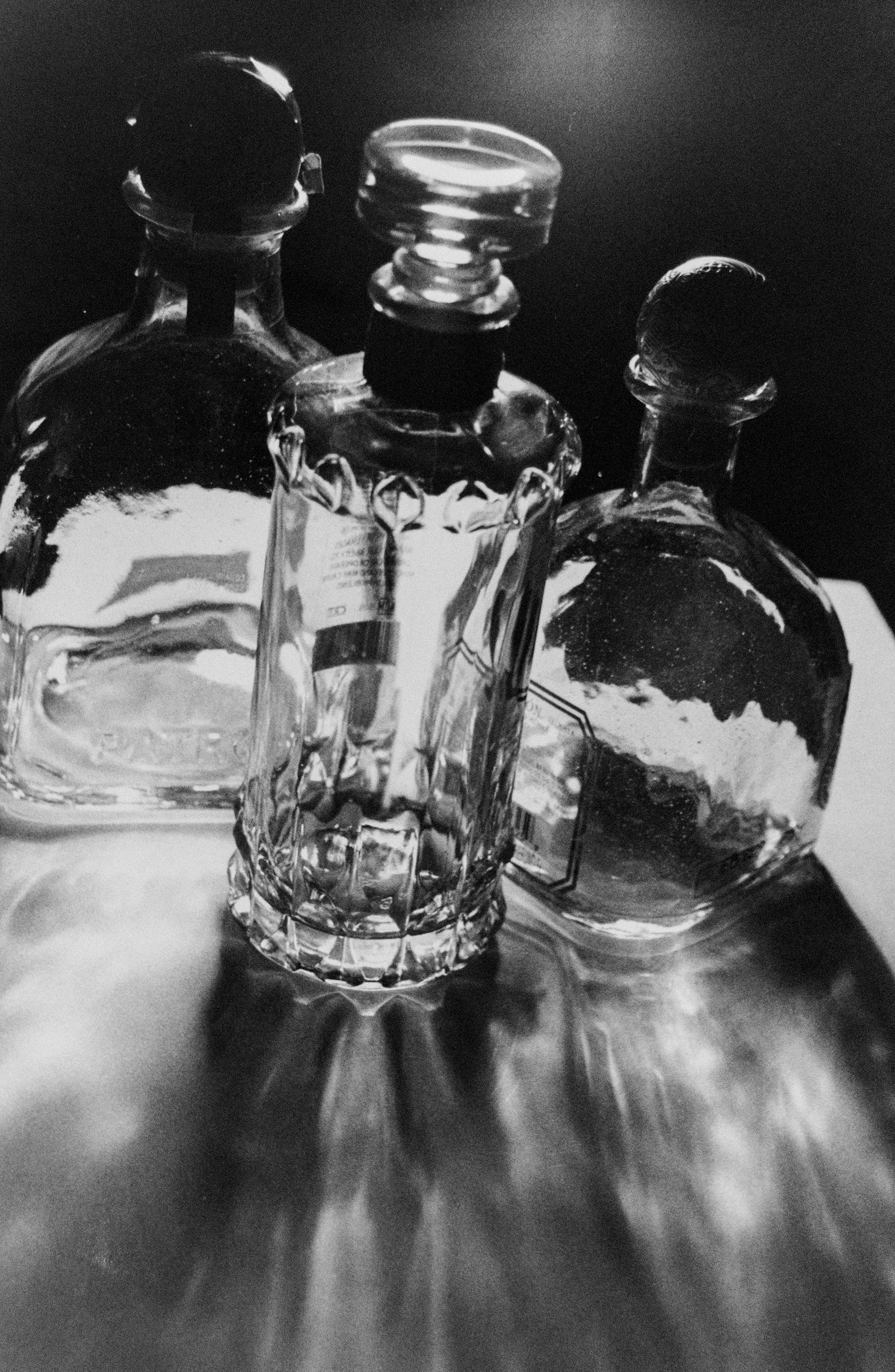 ©Emily Ann Schopfer | 35mm B&W Film | Series "Through The Looking Glass"