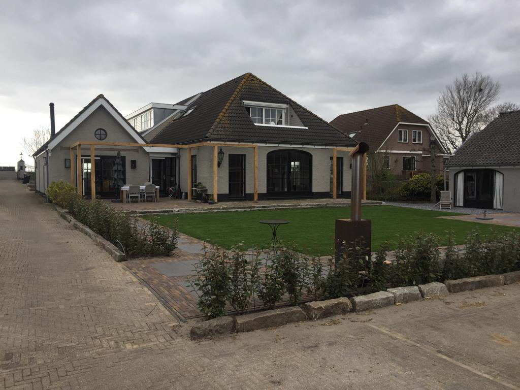 1e jaar - middentuin juni 2020