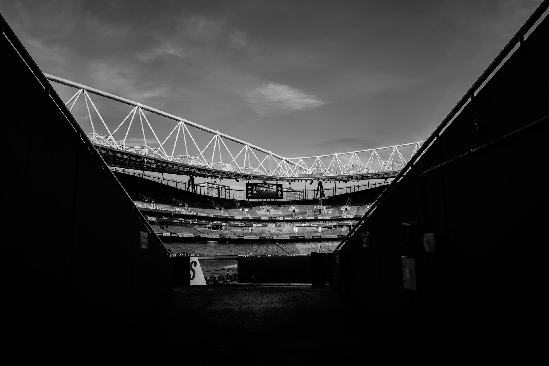 Emirates Stadium, London, UK – 6 December 2025: Arsenal Women face Liverpool Women in a Barclays Women’s Super League fixture at the Emirates Stadium. (Photo by Ali Habib)