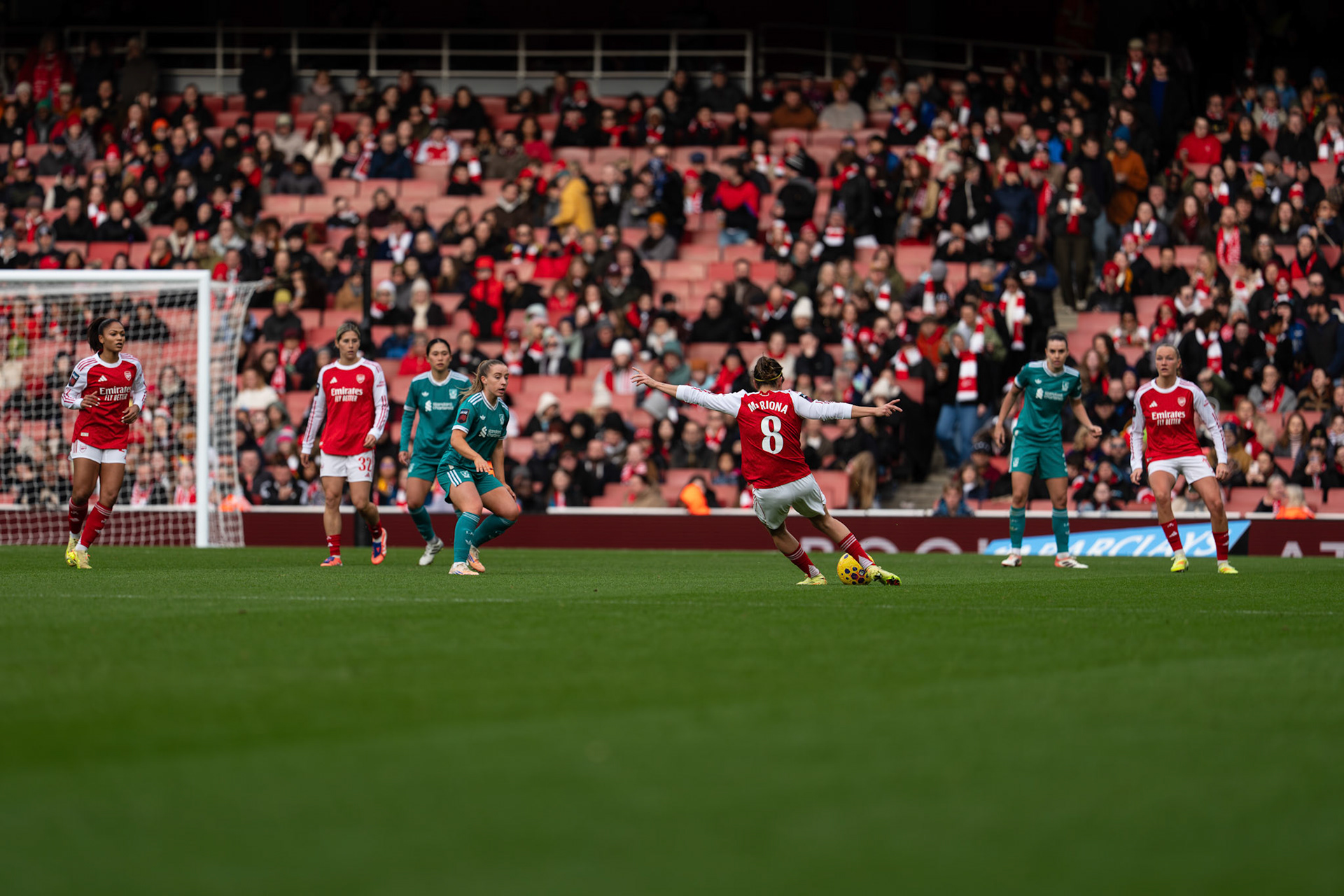 Emirates Stadium, London, UK – 6 December 2025: Arsenal Women face Liverpool Women in a Barclays Women’s Super League fixture at the Emirates Stadium. (Photo by Ali Habib)