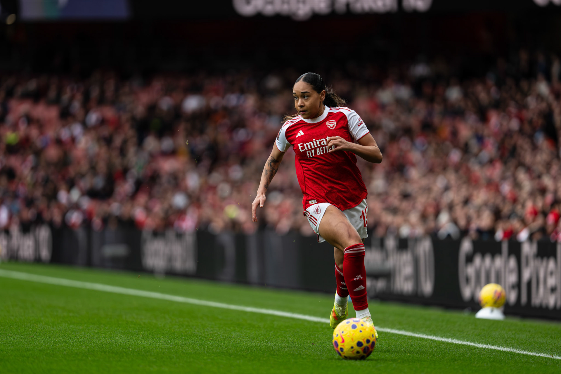 Emirates Stadium, London, UK – 6 December 2025: Arsenal Women face Liverpool Women in a Barclays Women’s Super League fixture at the Emirates Stadium. (Photo by Ali Habib)