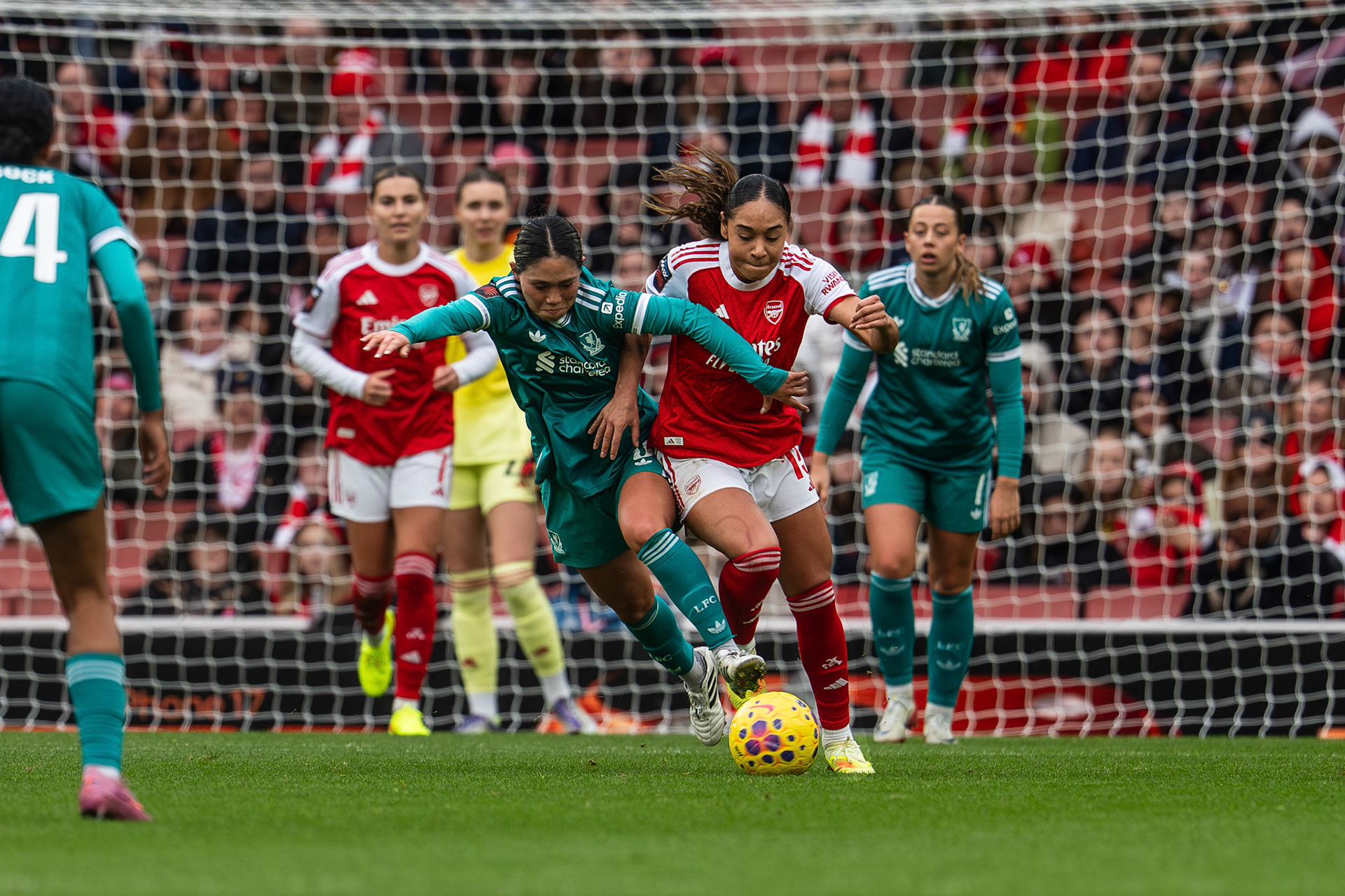Emirates Stadium, London, UK – 6 December 2025: Arsenal Women face Liverpool Women in a Barclays Women’s Super League fixture at the Emirates Stadium. (Photo by Ali Habib)