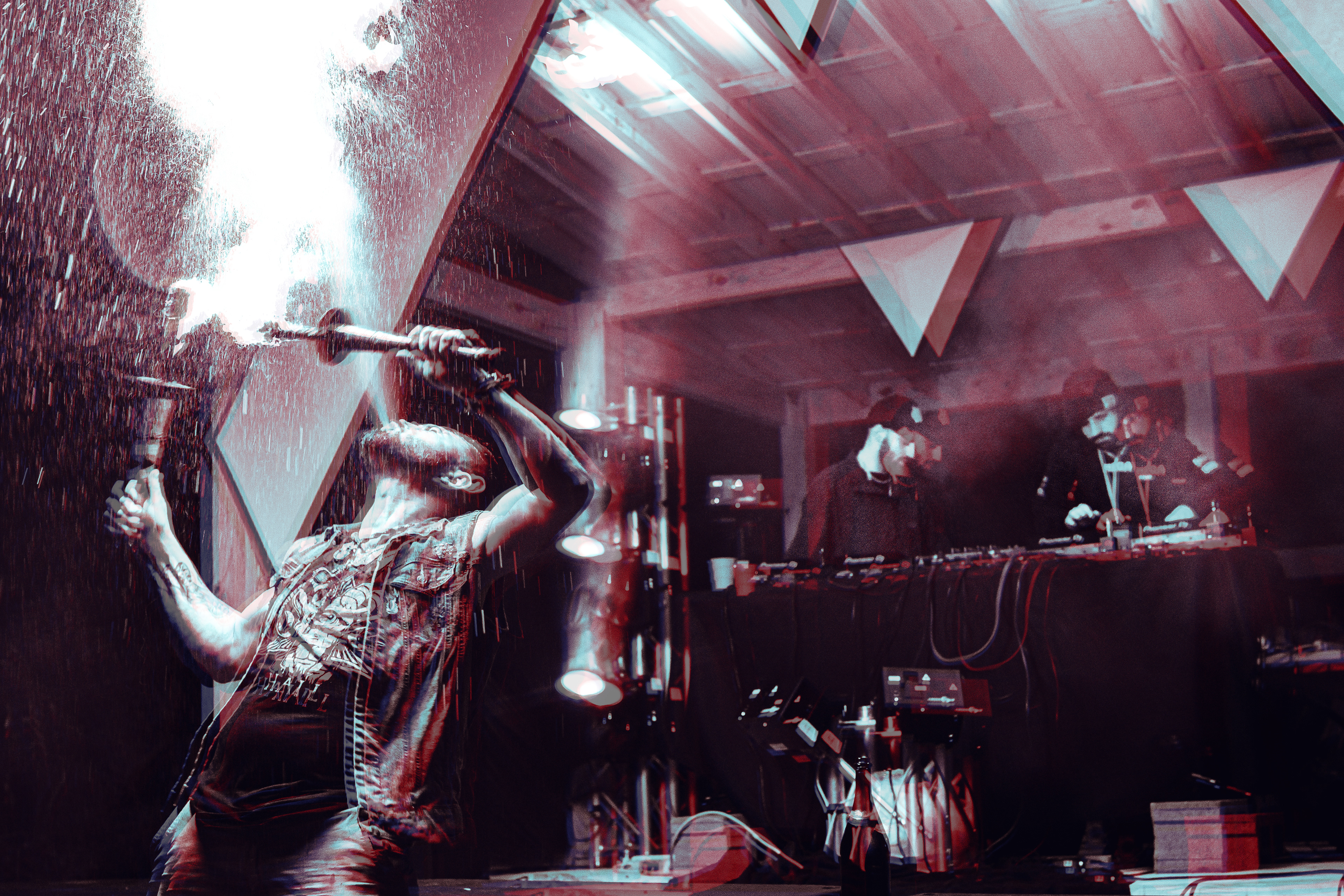 /Megalodon/b2b/Dirty Audio/