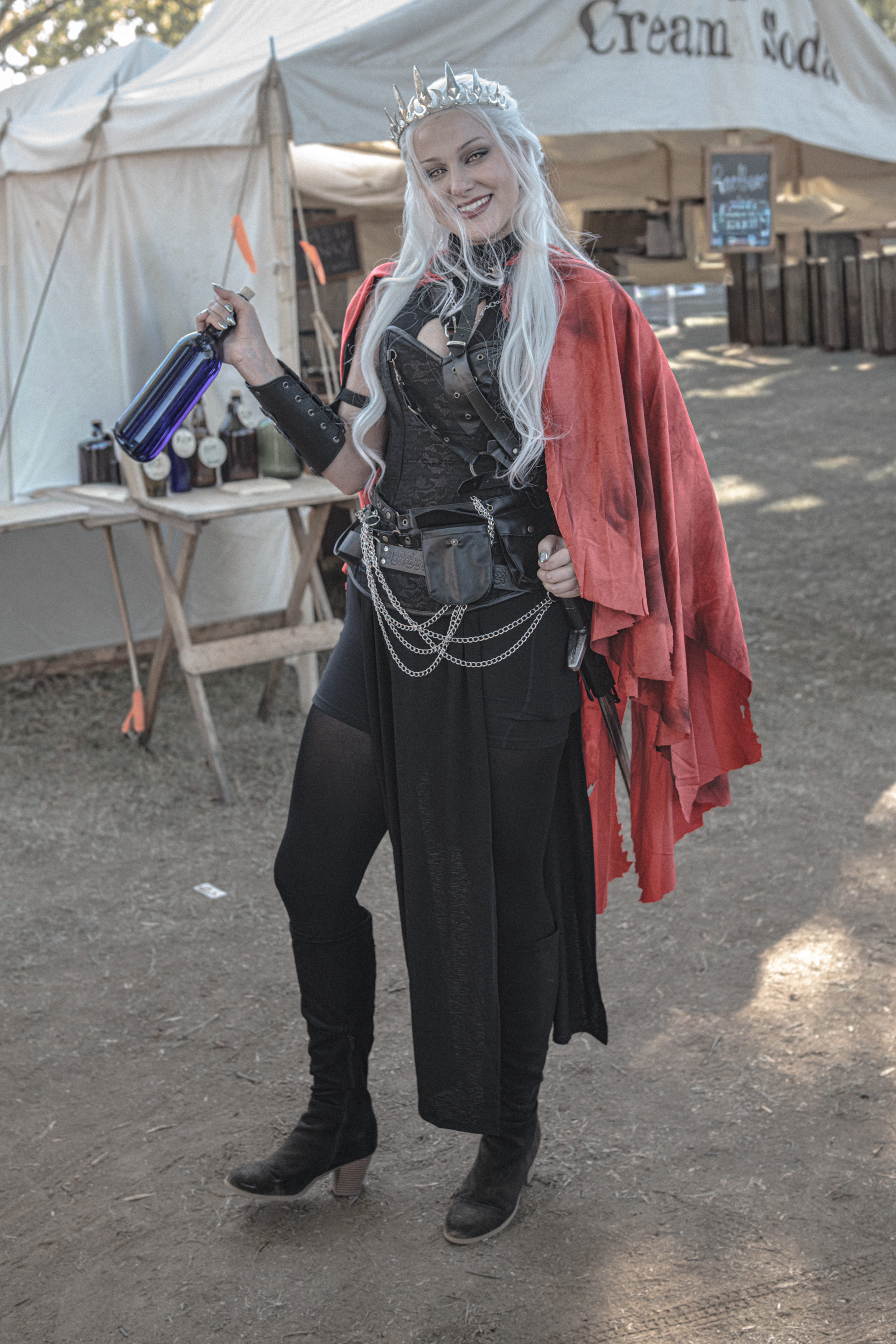 /Cosplay/Manon Blackbeak/