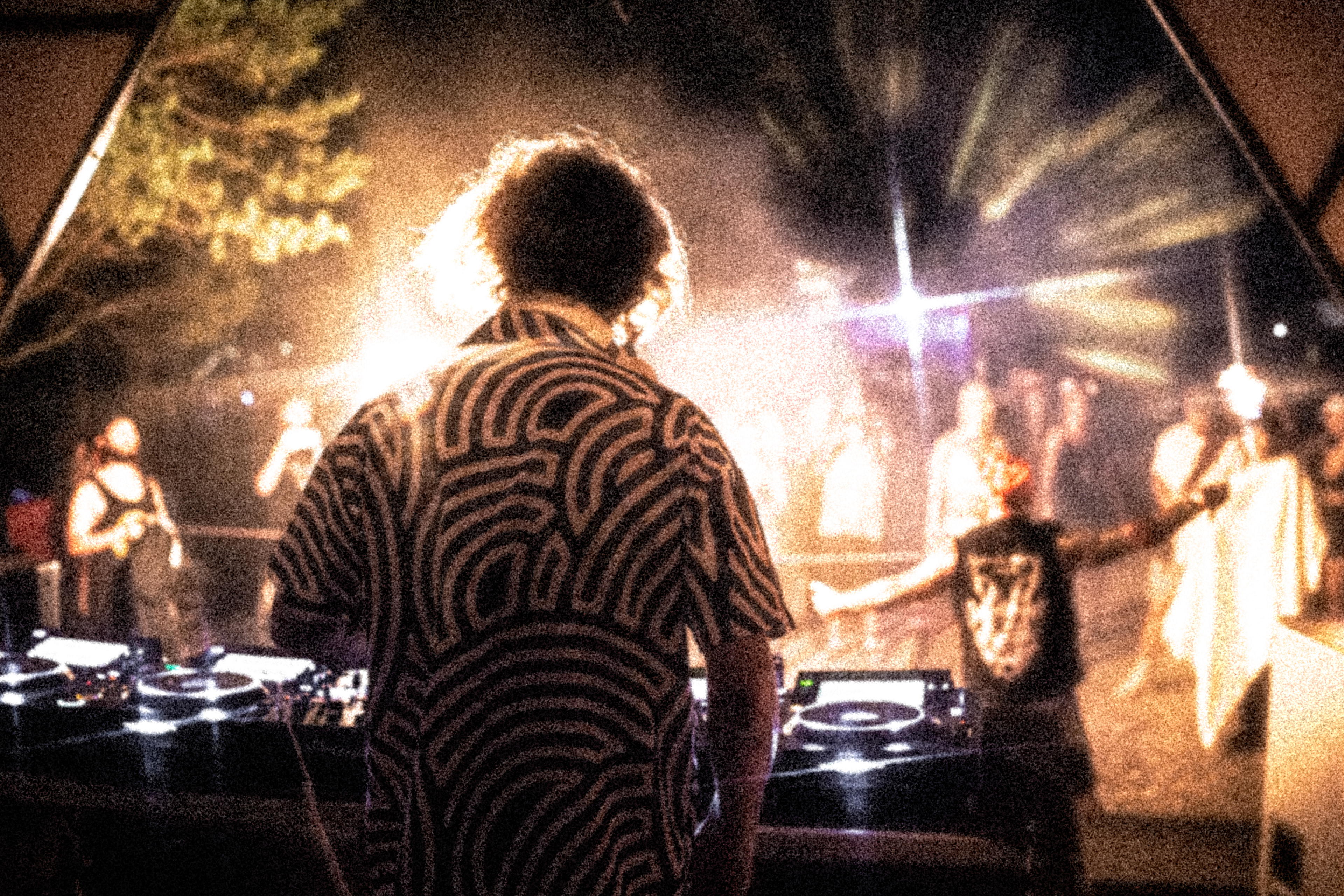/Luca Lush/