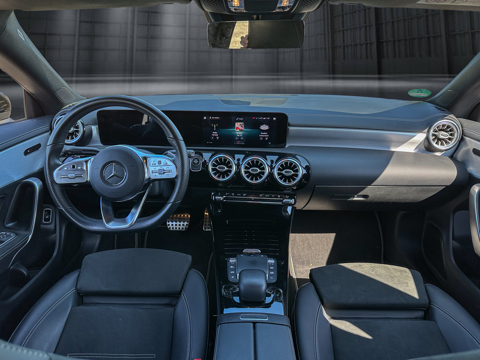 Cockpit Mittelansicht nachbearbeitet