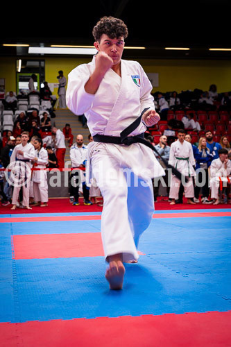 20250518-DSC02396.dng