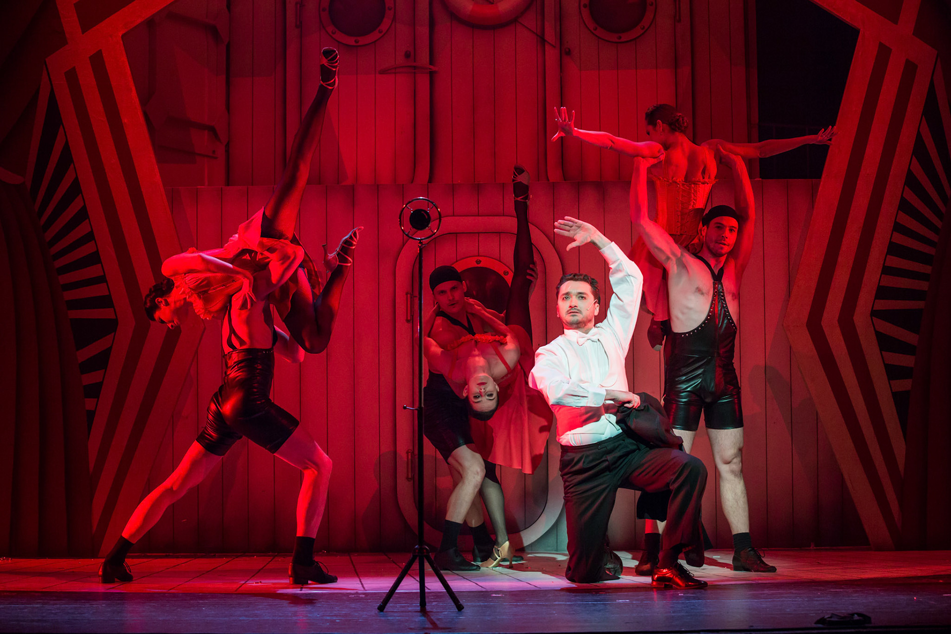 Národní divadlo Moravskoslezské - Děj se co děj