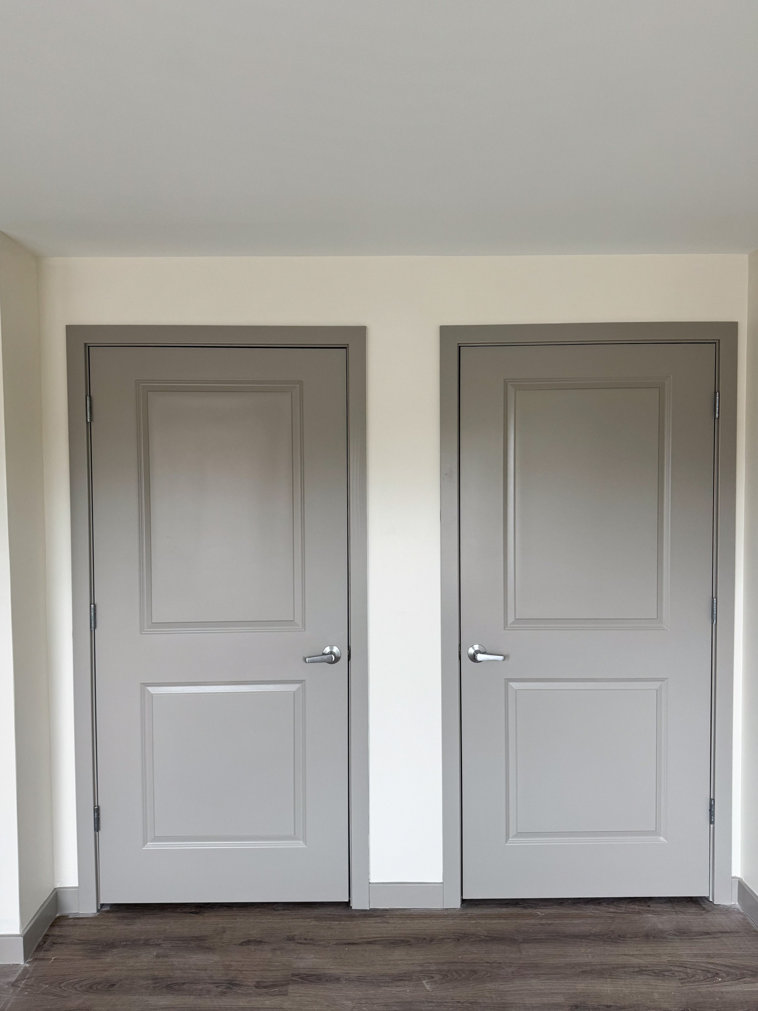 ALL PREHUNG DOORS INSTALLED & CASED BY HCC