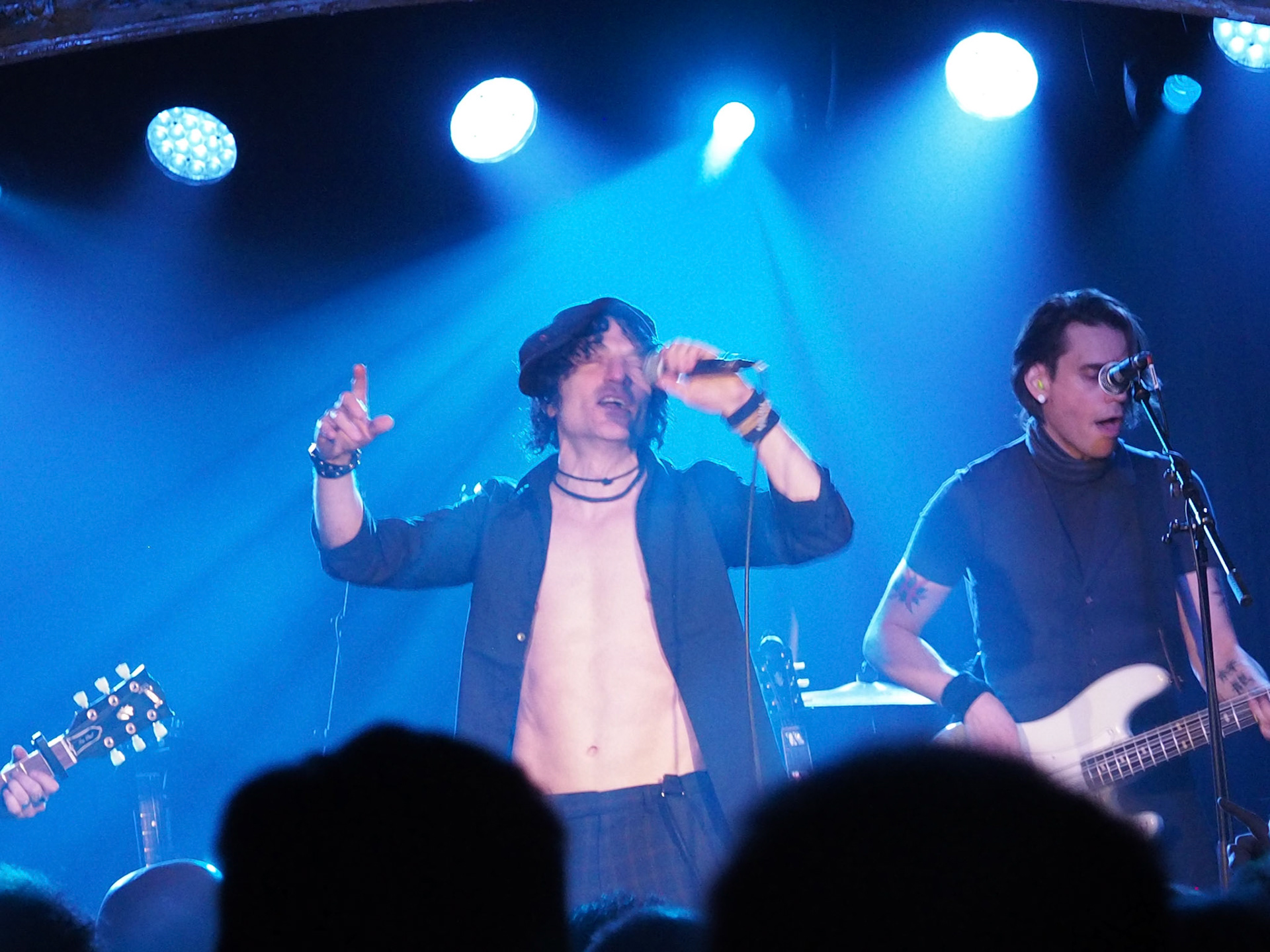 OLYMPUS DIGITAL CAMERA