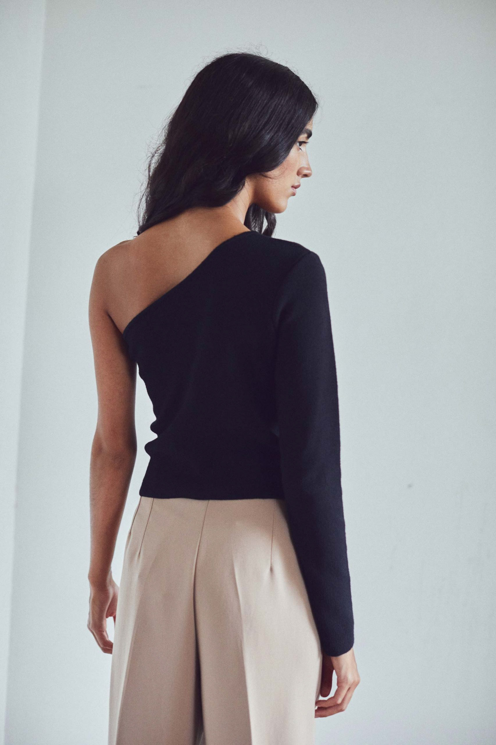 Allende x Moka Knit fw 2022