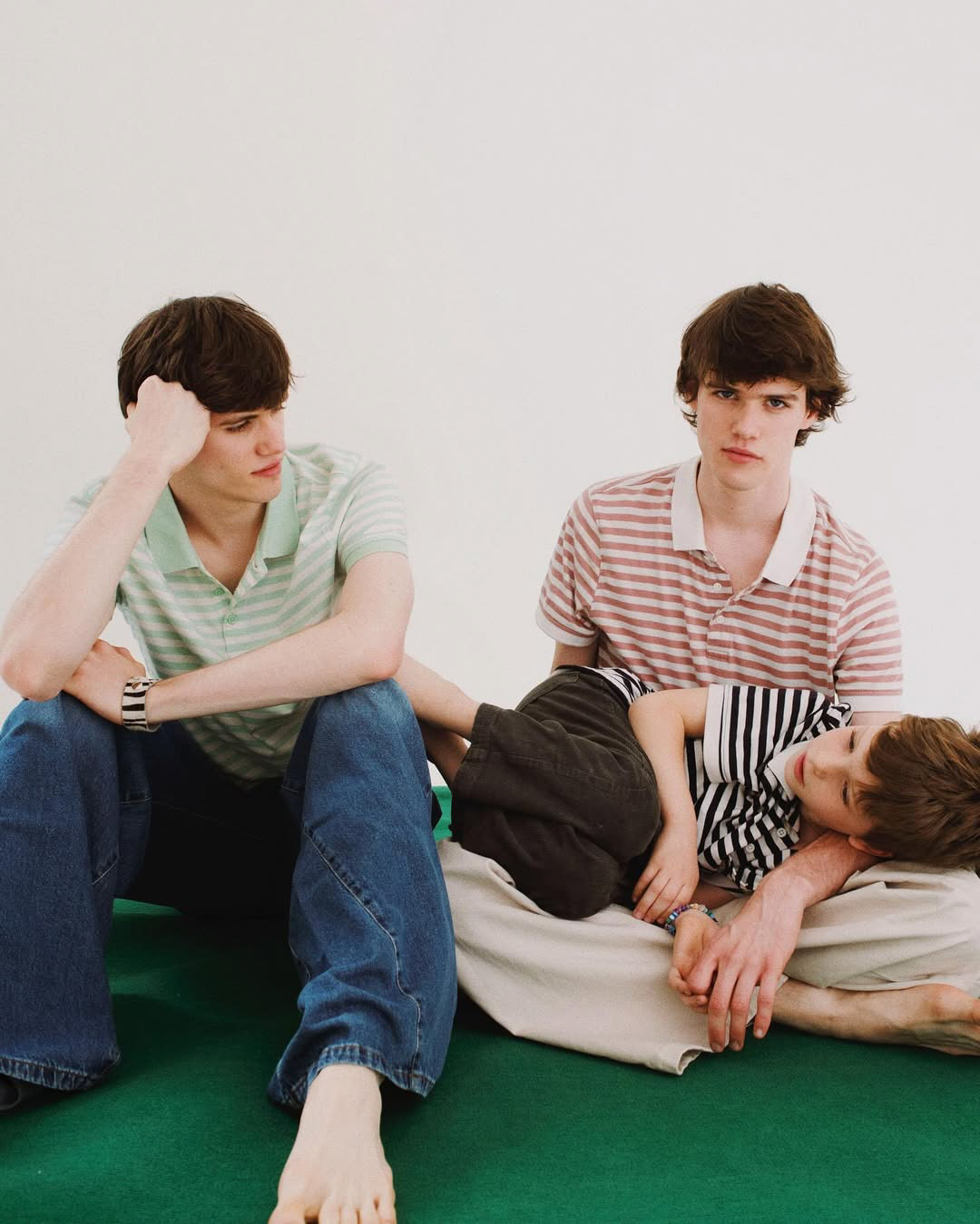 Feli, Mateo y su hermano por @fffffiona___