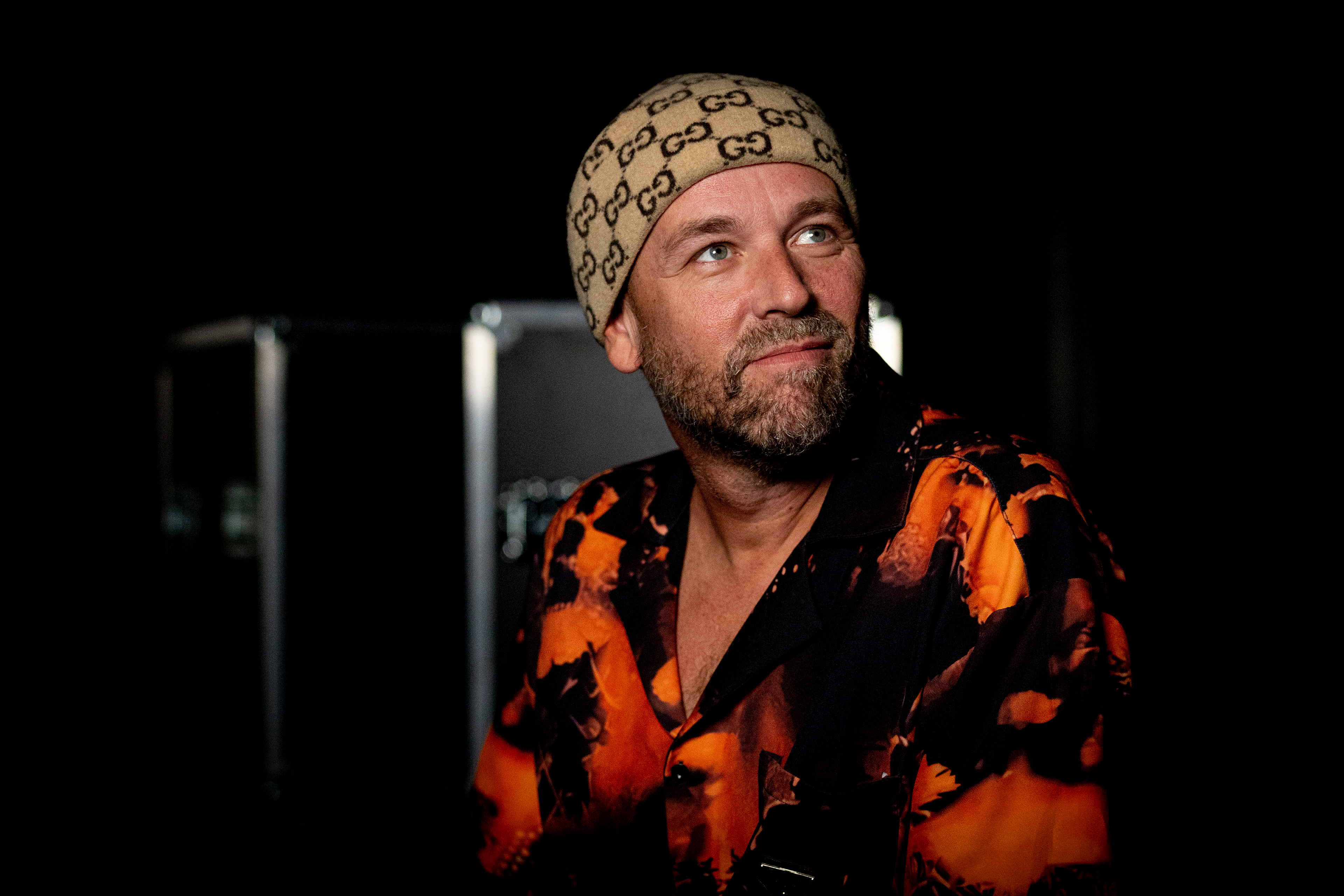 DJ en Producent Sander Kleinenberg reisde de hele wereld rond en keert nu terug in Almelo met een show. I.o.v. TC Tubantia