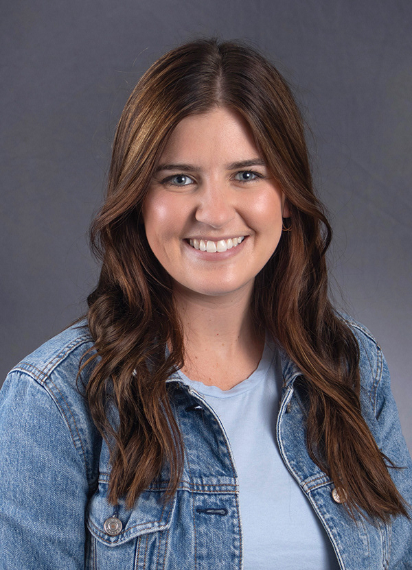 Professional LinkedIn headshot for a Minneapolis business professional in a relaxed casual style by John Hermansen