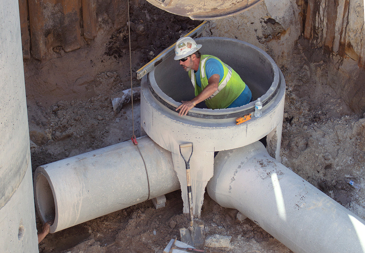 Commercial industrial photography of Minneapolis utility construction and water infrastructure projects by John Hermansen