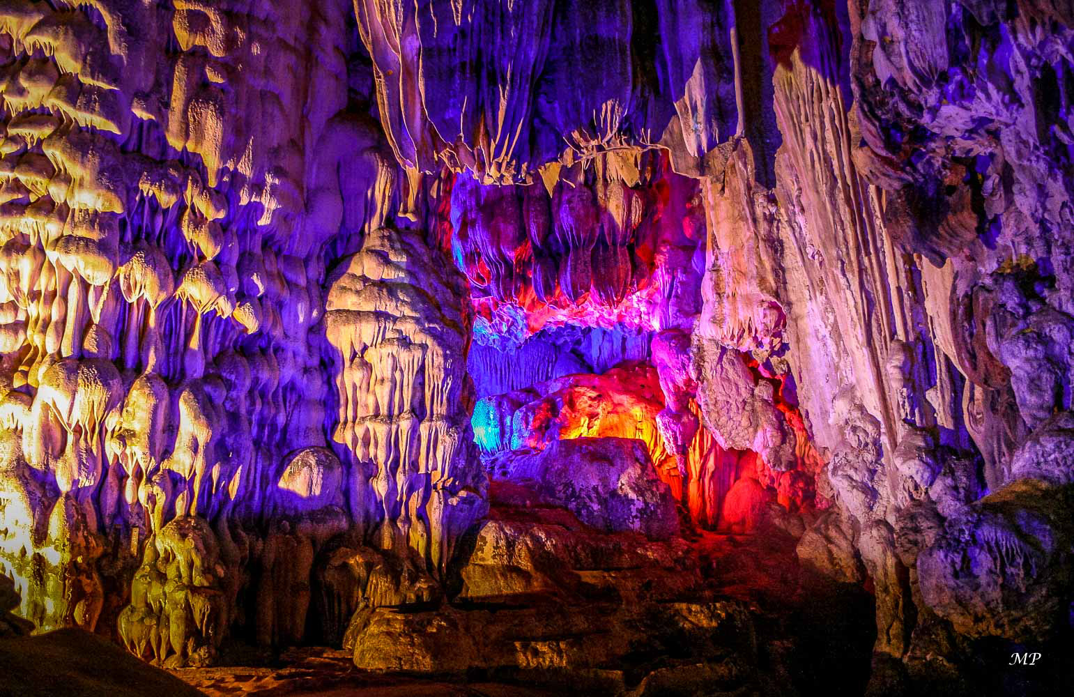 Dong Hoi - Grotte de Phong Nha 
