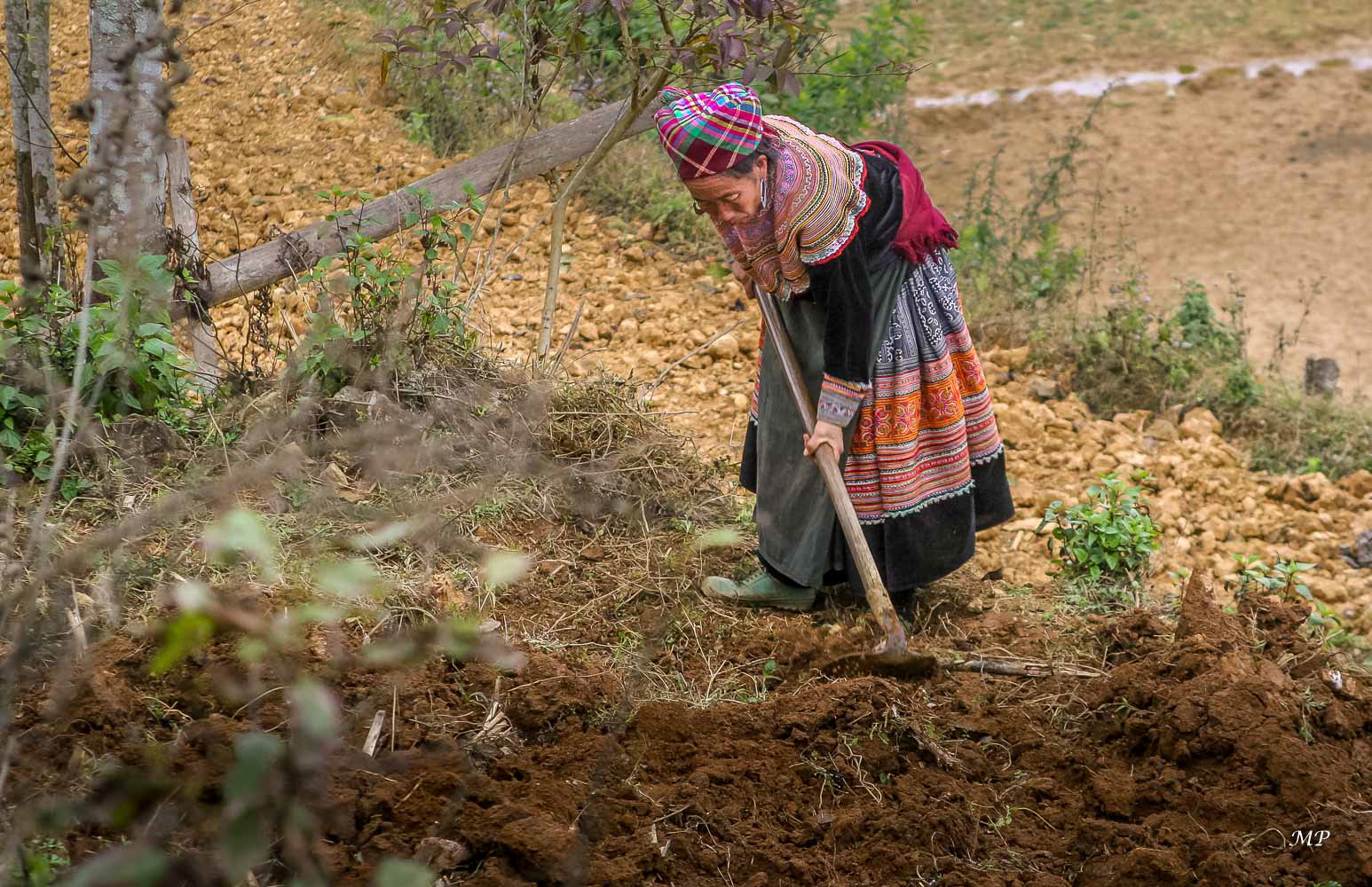 Travaux au village de Ban Pho près de Bac Ha