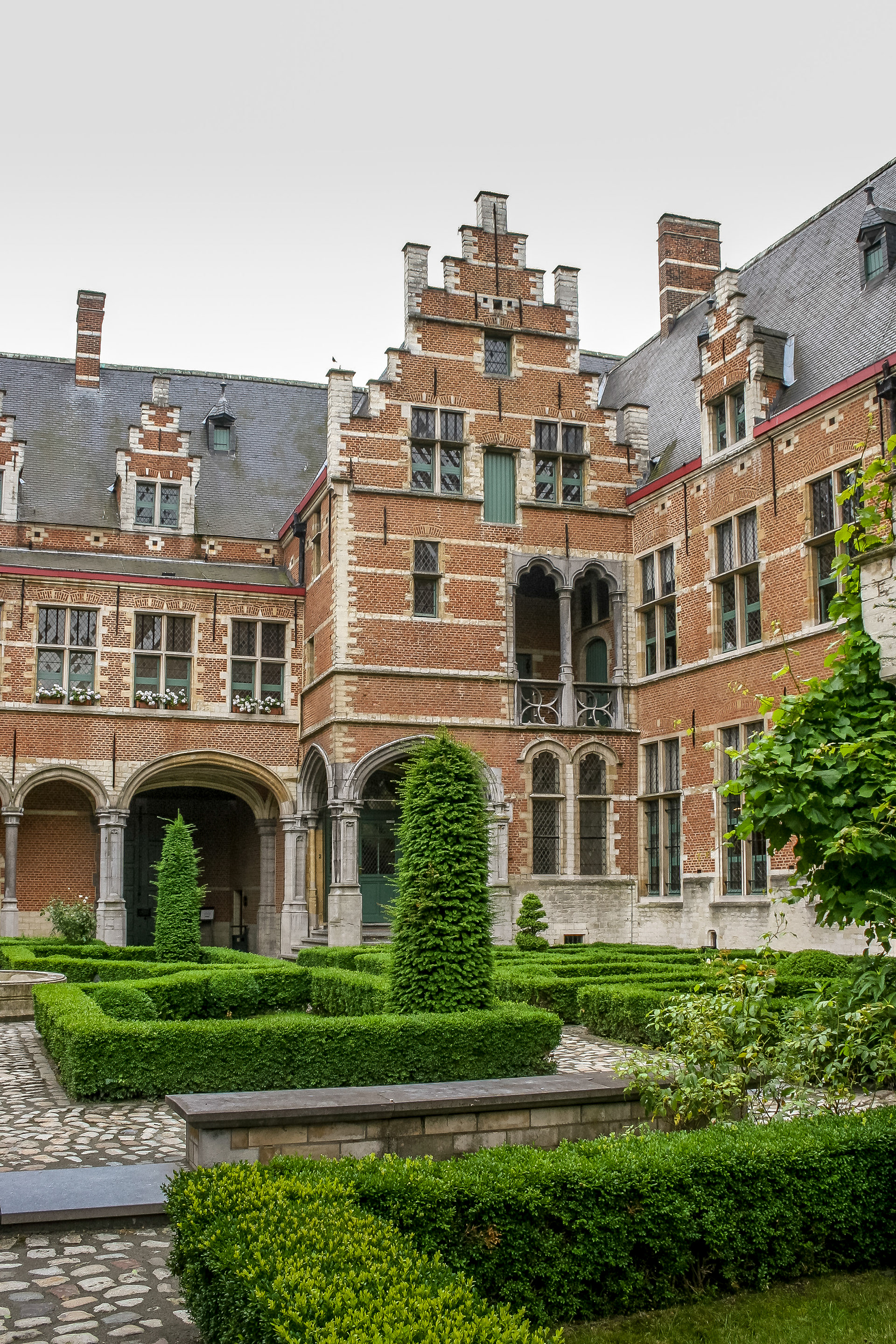 Malines (en néerlandais Mechelen)