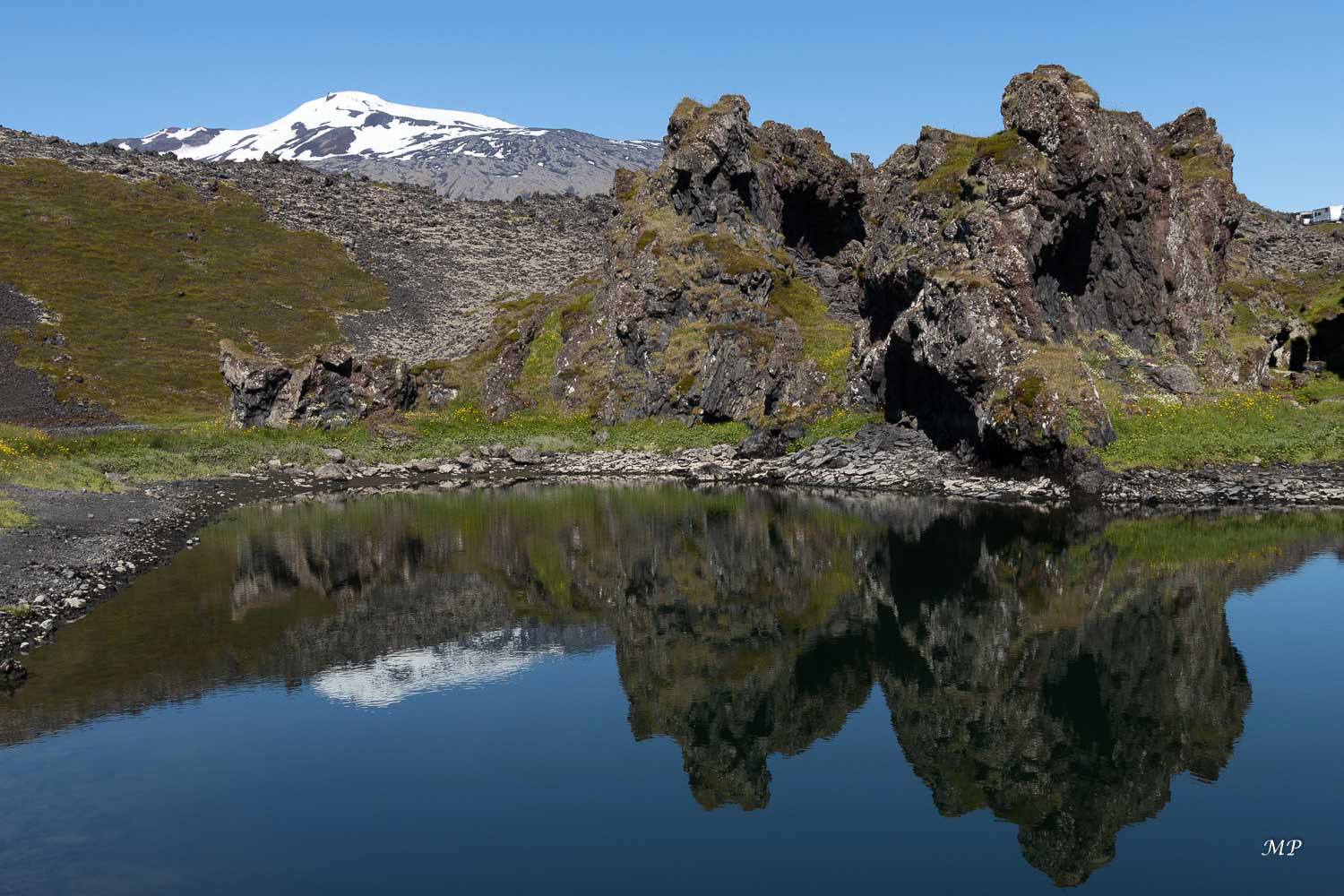 Péninsule de Snæfellsnes - Le Snæfellsjökull vu de la plage de Djúpalónssandur