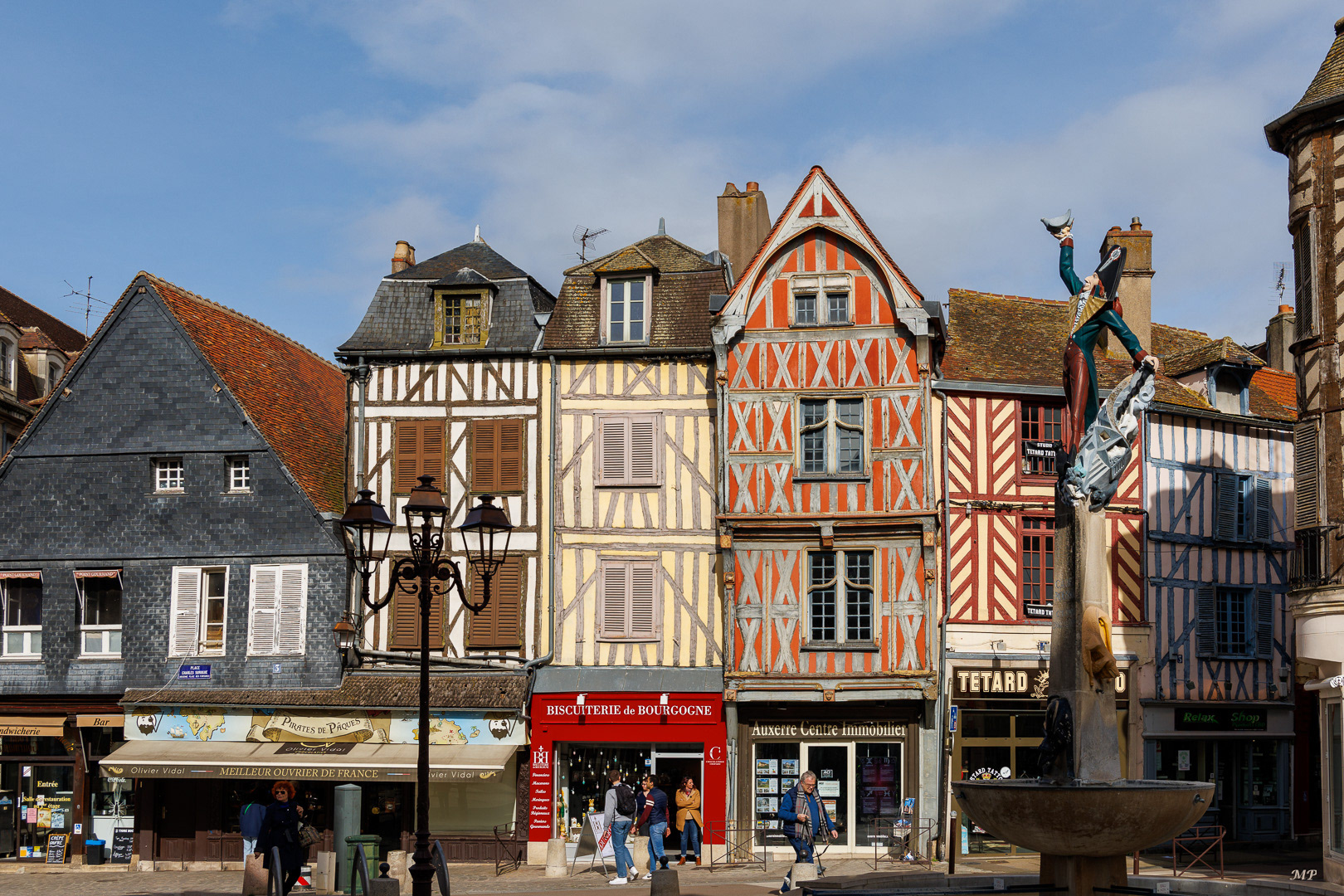 Auxerre - fief de Cadet Roussel