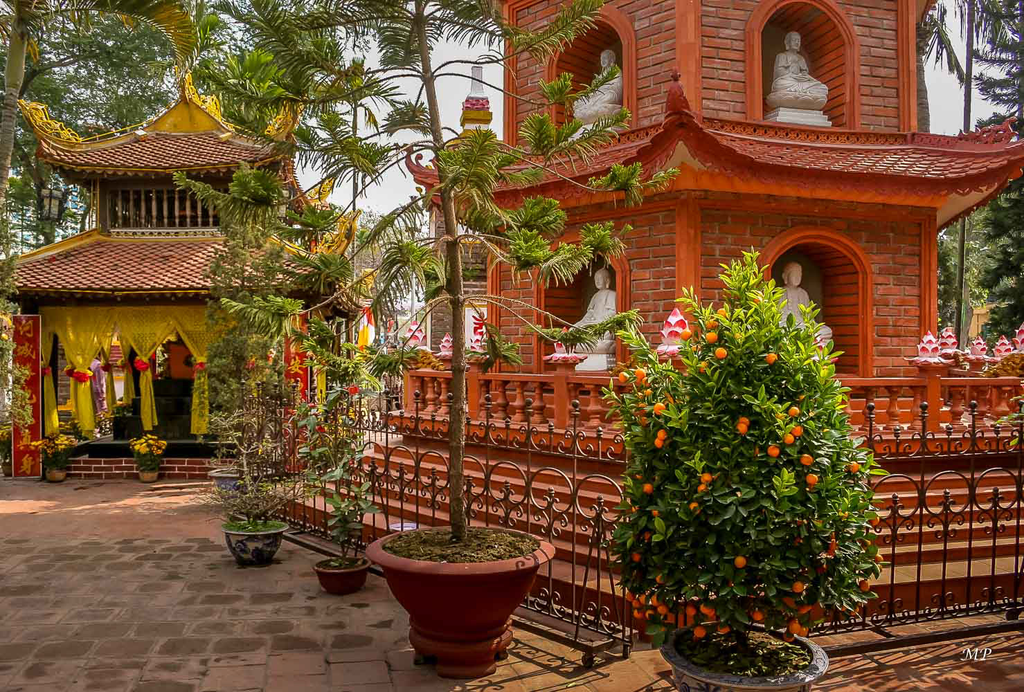 Hanoï - la Pagode Tran Quoc