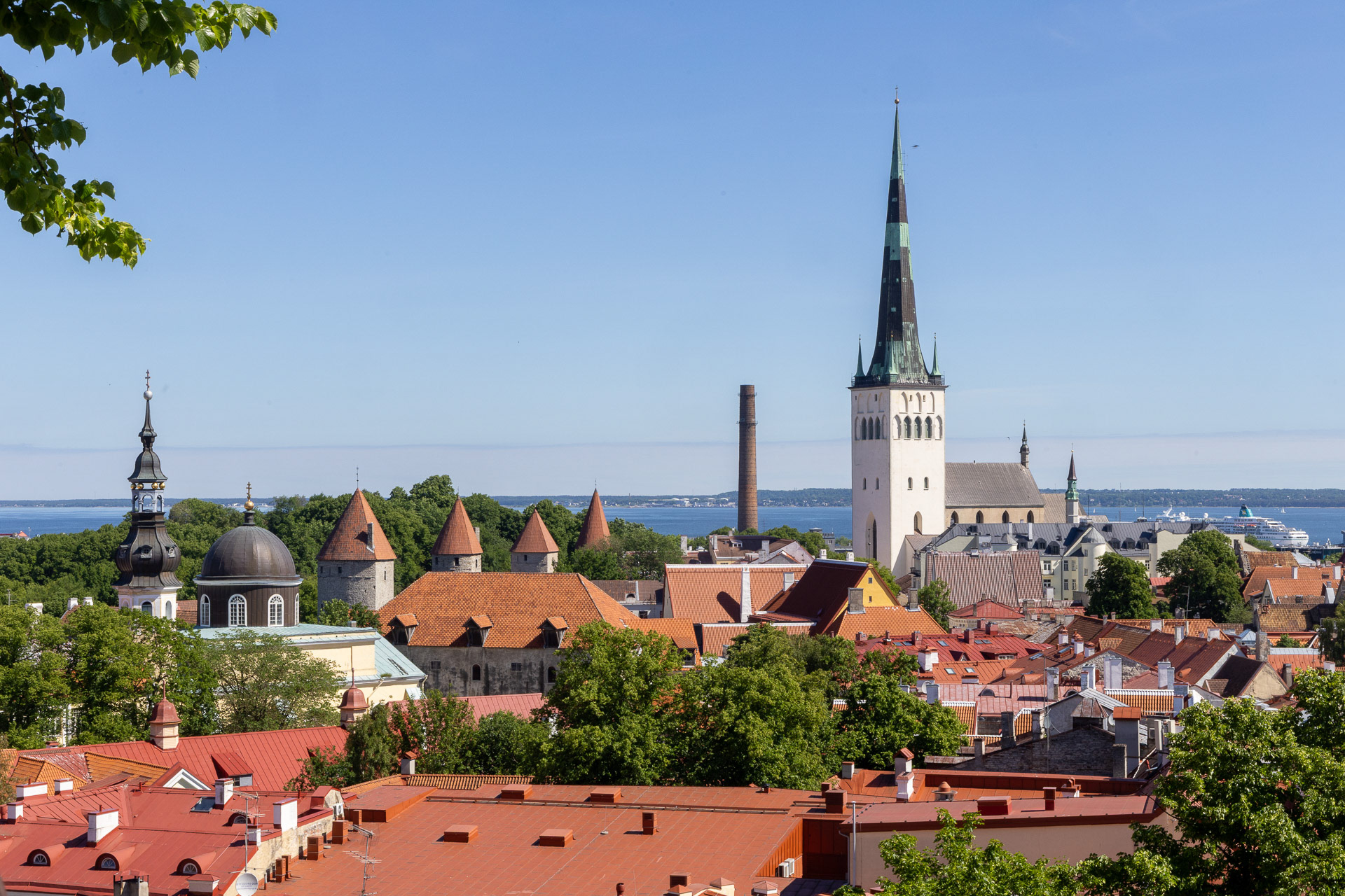La vieille ville de Tallinn depuis la plateforme d'observation de Kohtuotsa