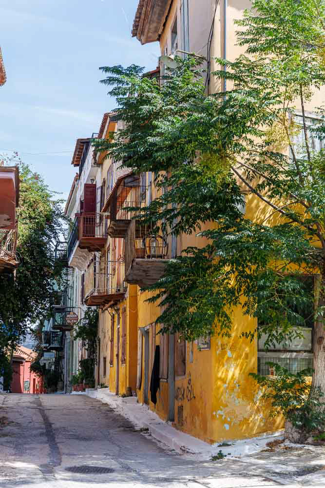 Nauplie - La vieille ville a beaucoup de charme avec son air italien et son harmonieuse  unité de style et de ton.