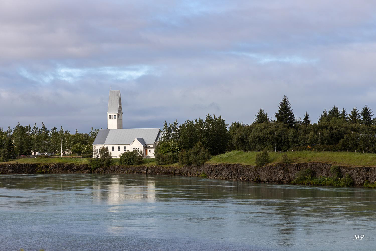 Petite église de Selfoss