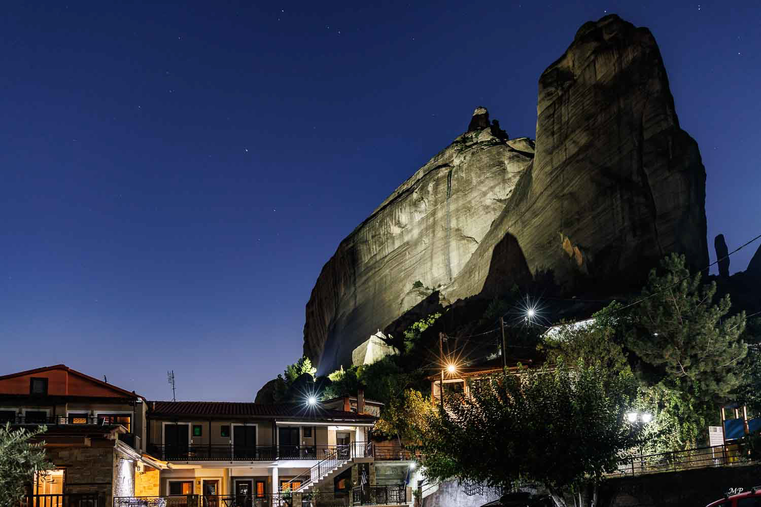 Kalambaka, aux pieds des Météores, est une ville étape pour les visiter