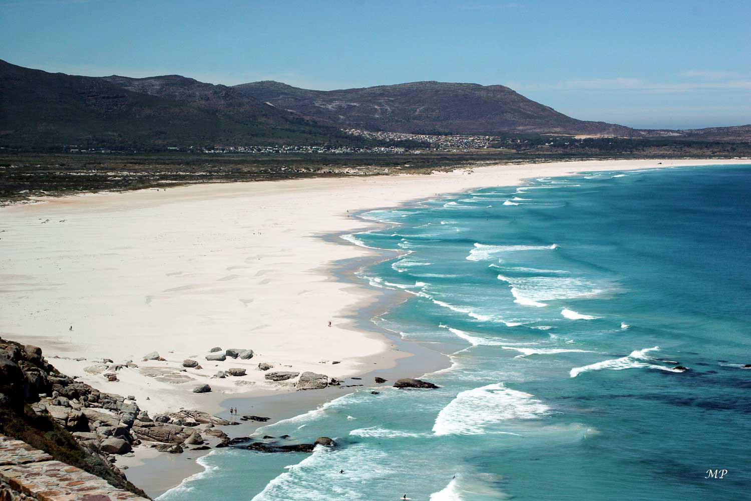 Plage déserte de Chapman Peak, trop de requins dans l’eau !
