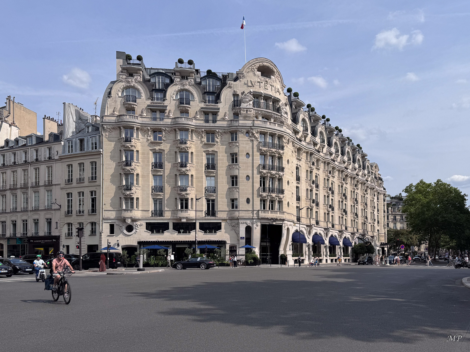 Boulevard Raspail - Le Lutetia (VIe)