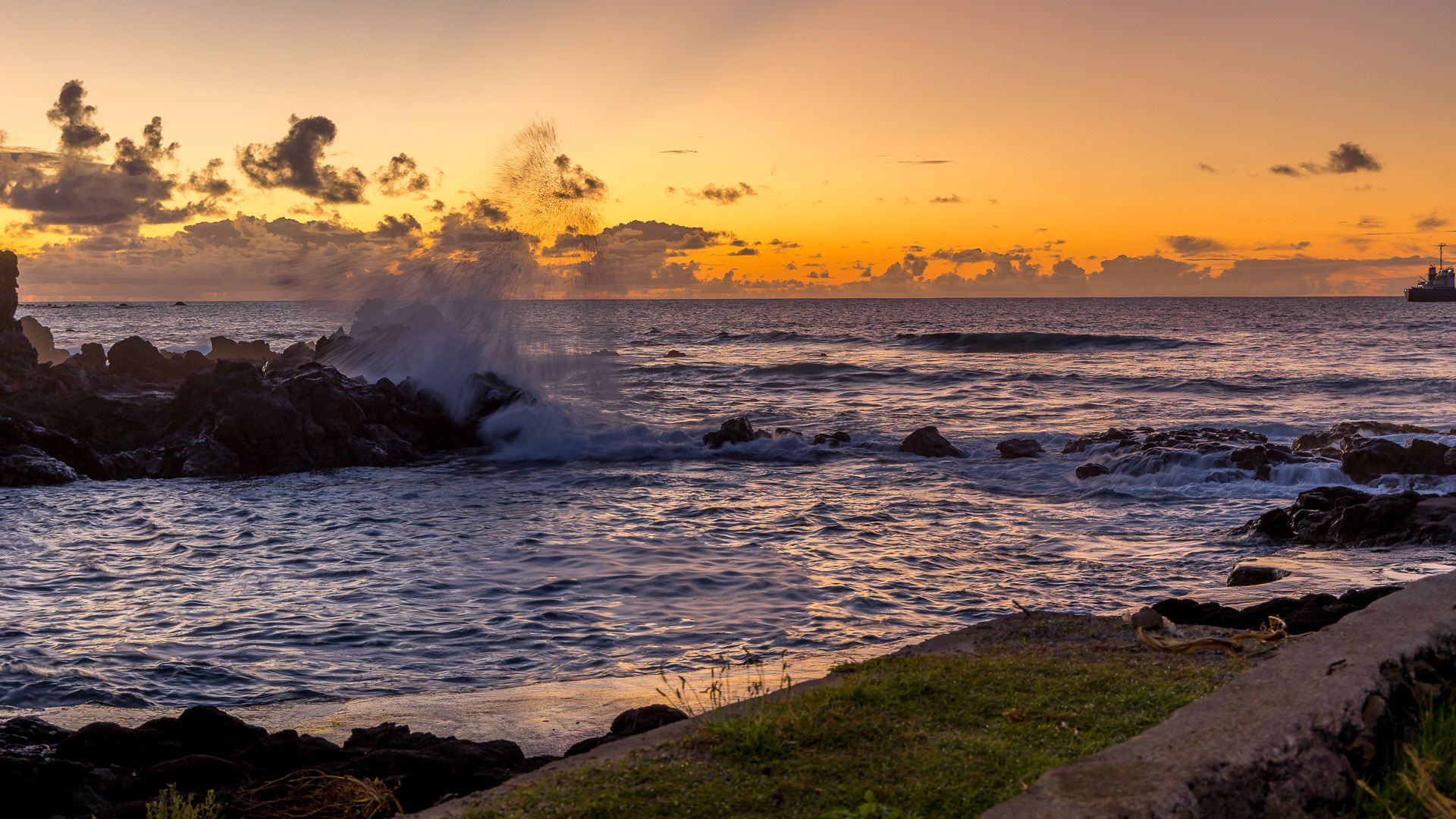 La piscine naturelle Poko Poko, située à Hanga Vare Vare, est un petit paradis situé à quelques pas du centre de Hanga Roa.