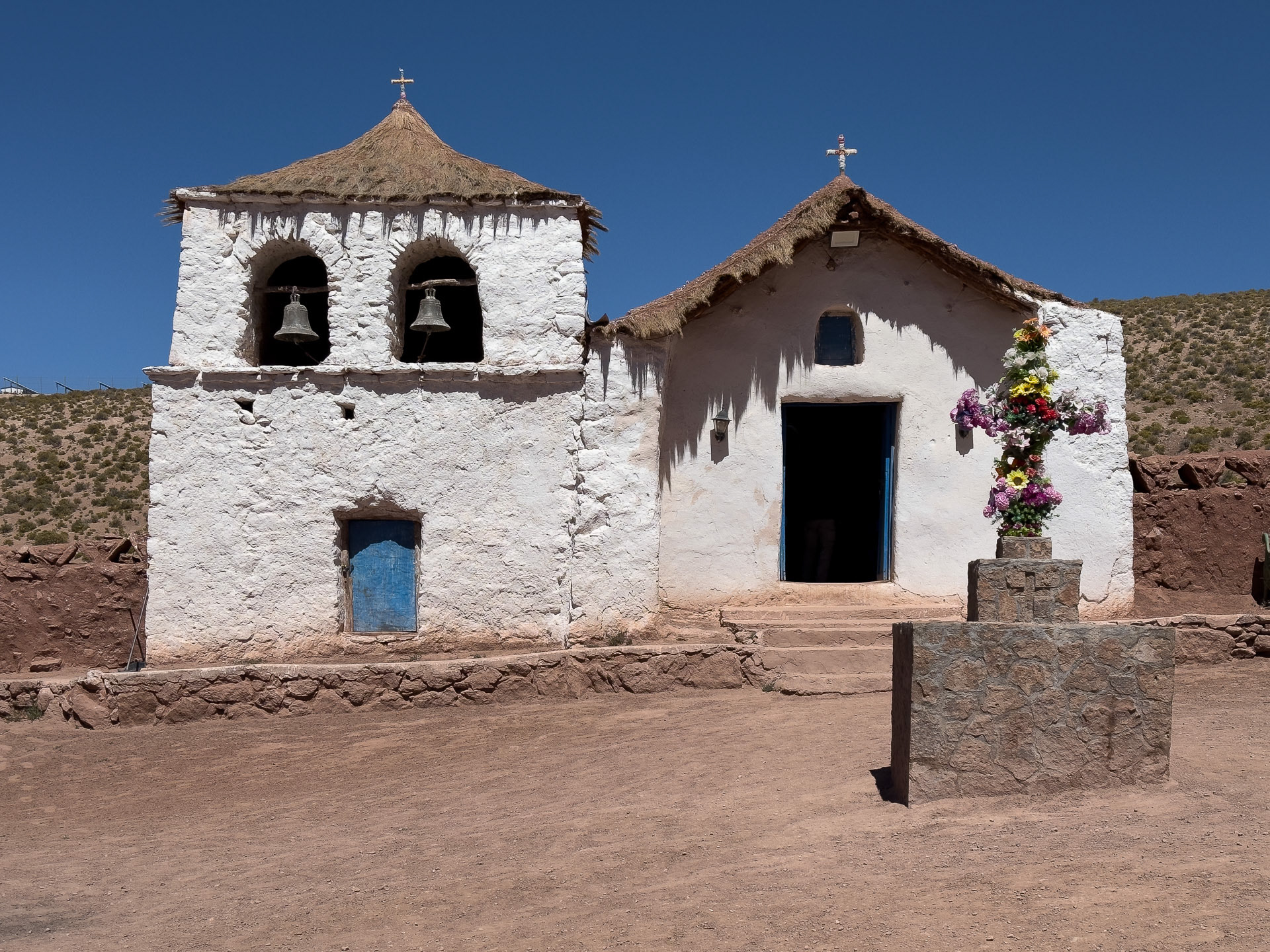 Atacama - L'église de Machuca (4 020 m d'alt.) 