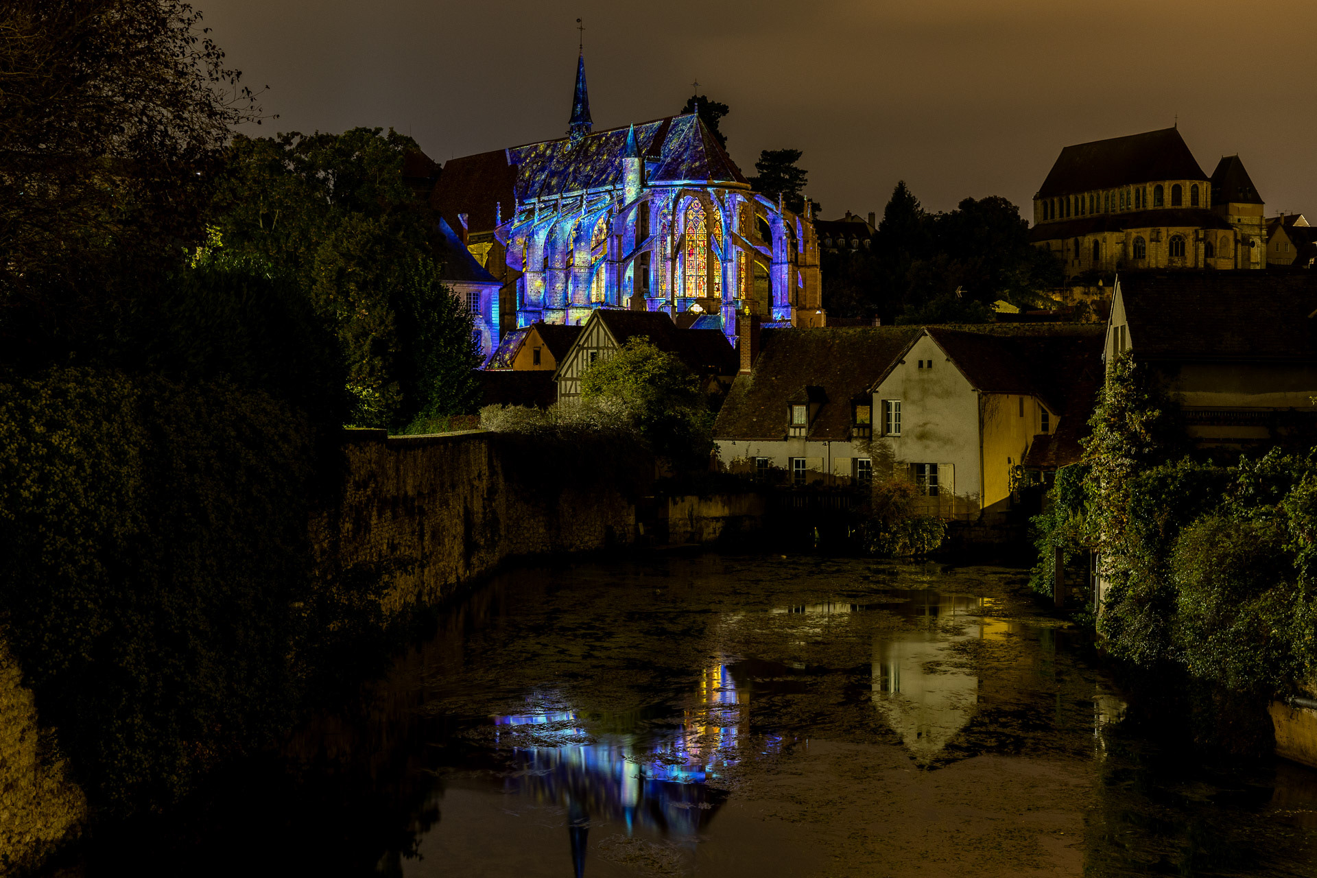 Chartres (28) -Eglise St-Pierre au-dessus de l'Eure