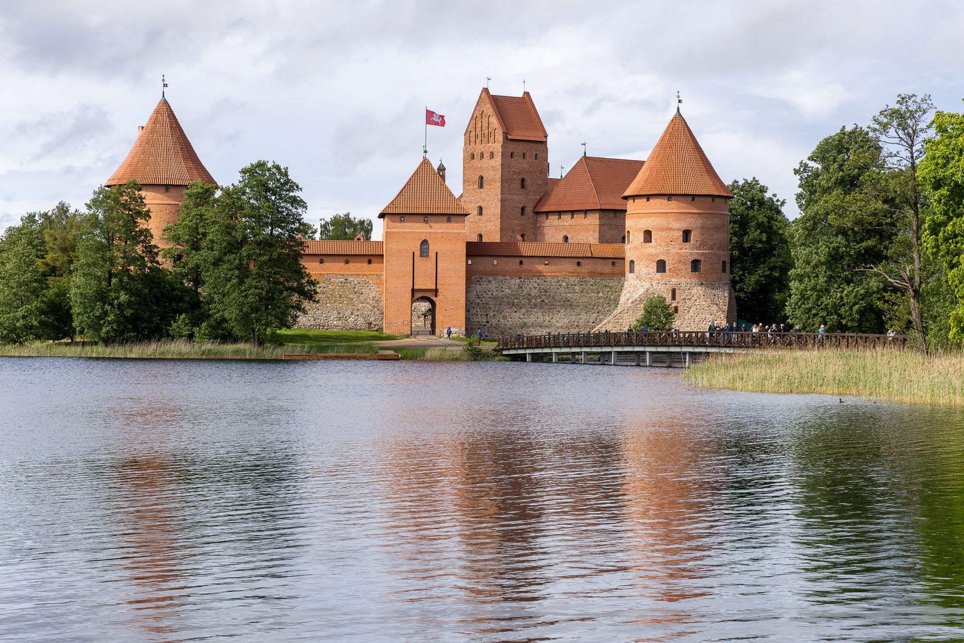 Le château de Trakai sur la presqu'île du lac Galvé