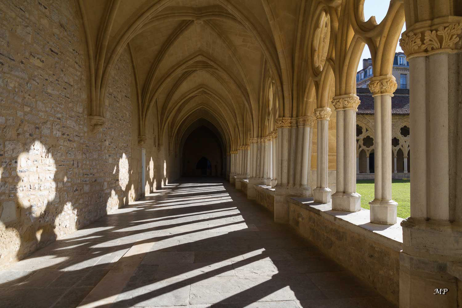 Bayonne (64)- Cloître de la Cathédrale Sainte-Marie 