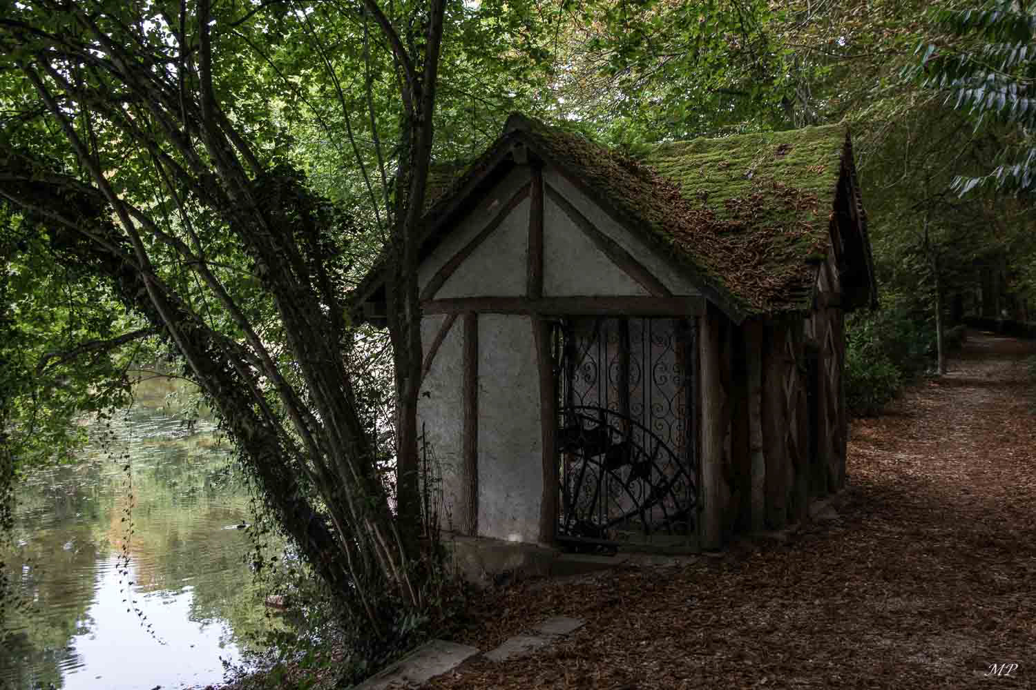 Un garage à bateau à Olivet