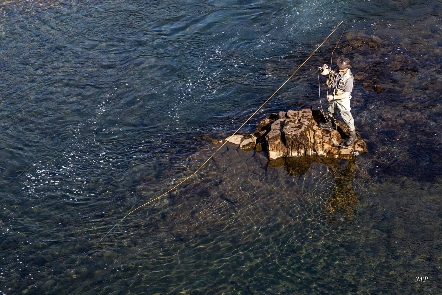 Glanni dans la rivière Norðurá - 