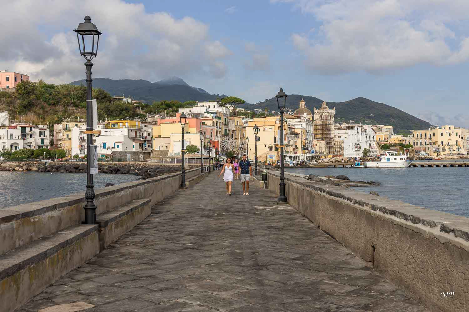 Ischia - Le Pont Aragonais à Ischia Ponte