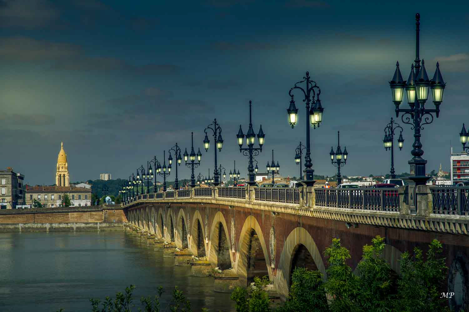Bordeaux (33)- Pont de Pierre