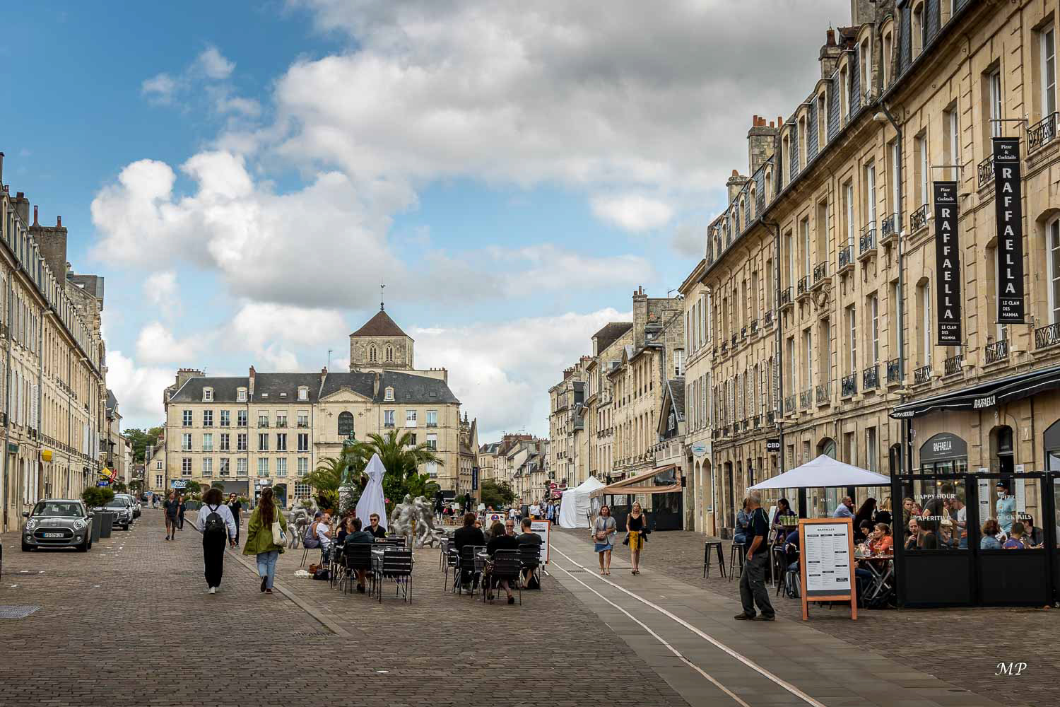 Caen, place Saint-Sauveur (Calvados)