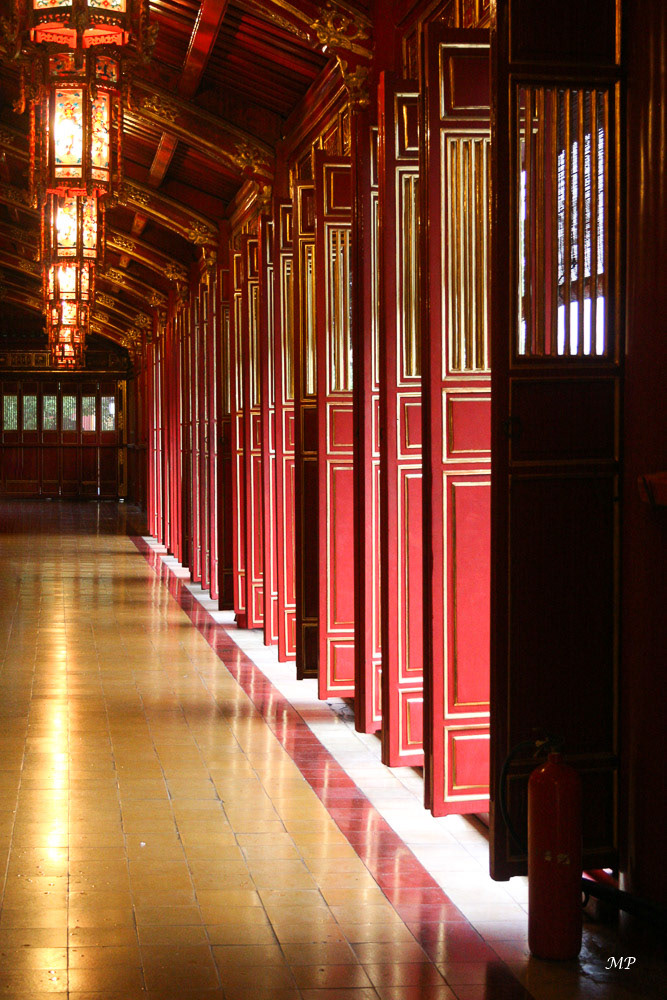 Hué - la Cité Impériale, l'entrée du Temple du Milieu 