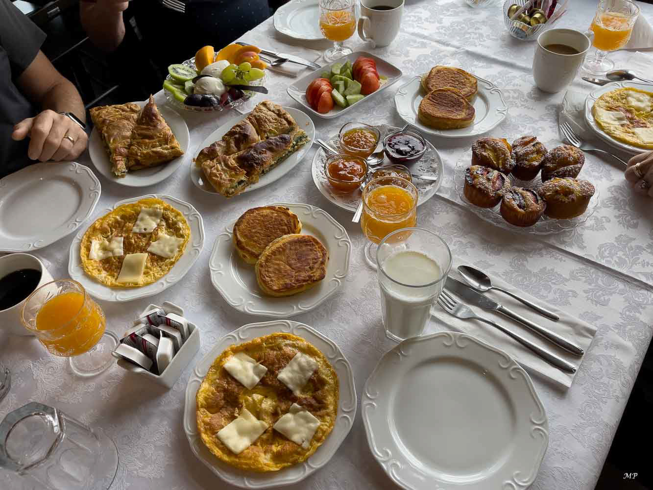 Nymfaio, l'accueil est chaleureux et les petits-déjeuners pantagrueliques