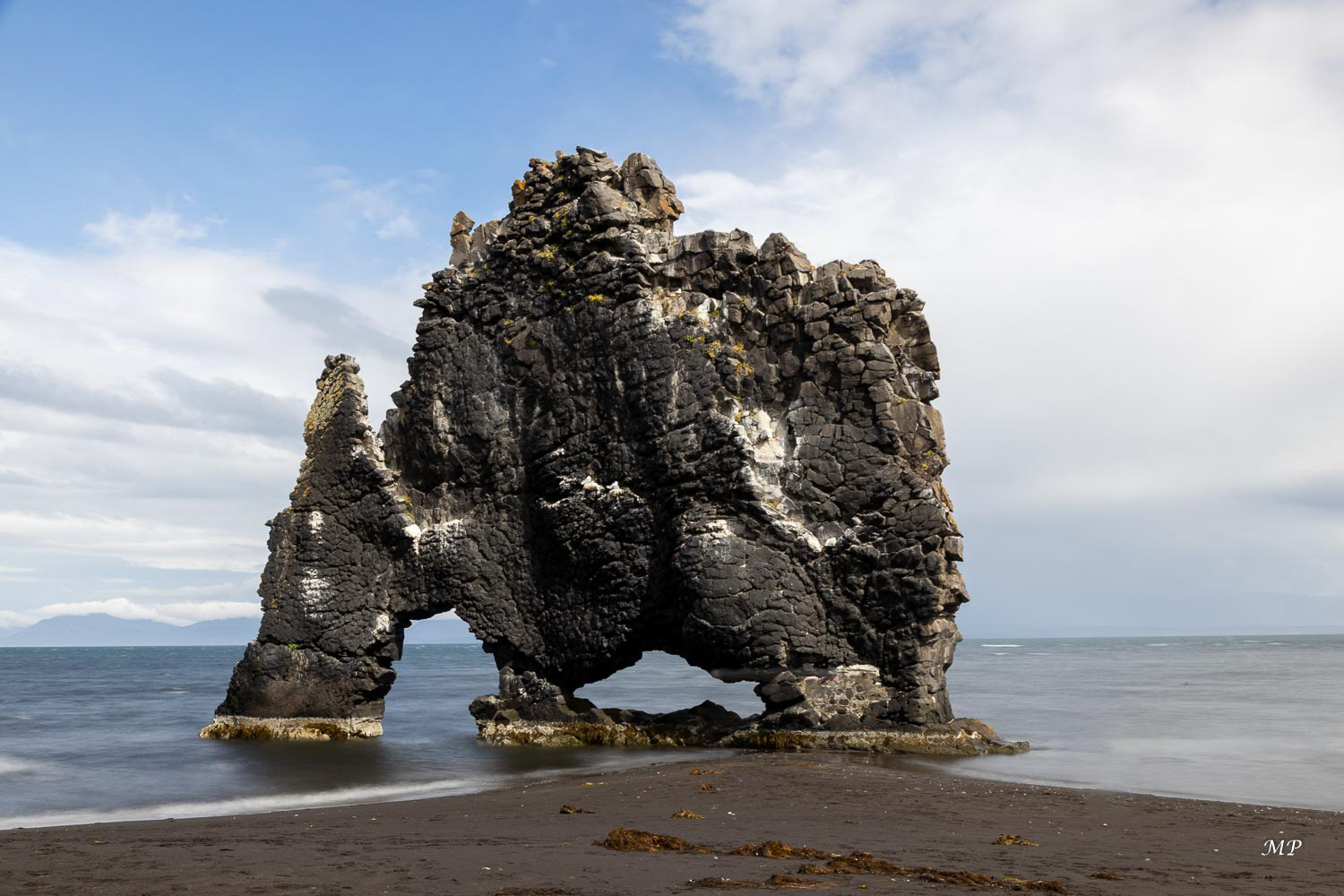 Péninsule de Vatnsnes: Rocher volcanique de Hvitserkur