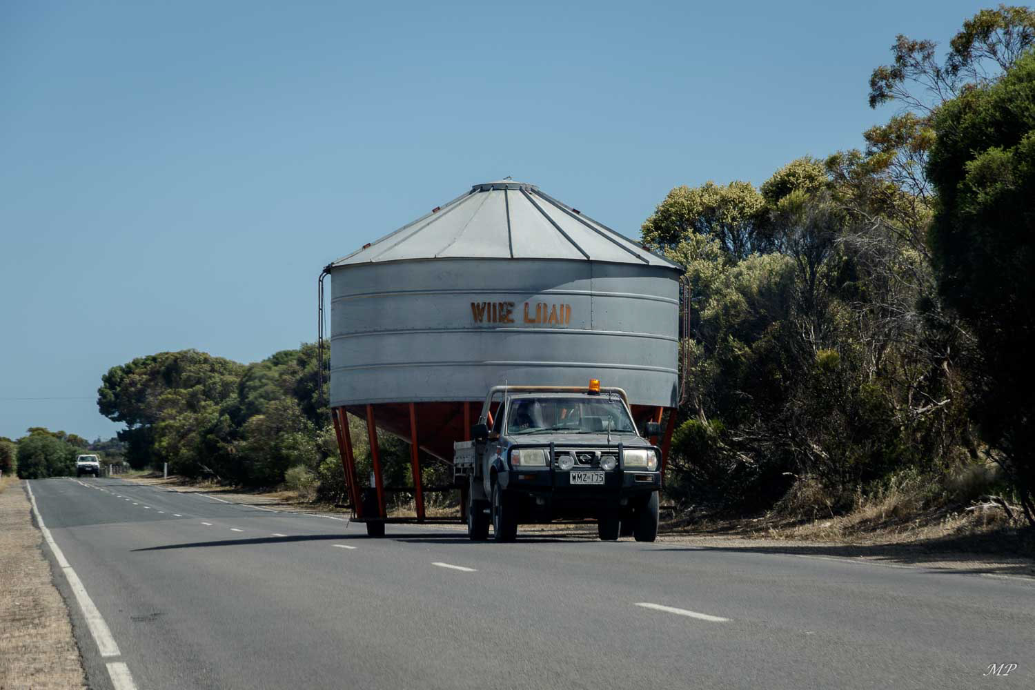 , Il n'est pas rare de croiser ces silos mobiles sur les routes pendant les moissons
